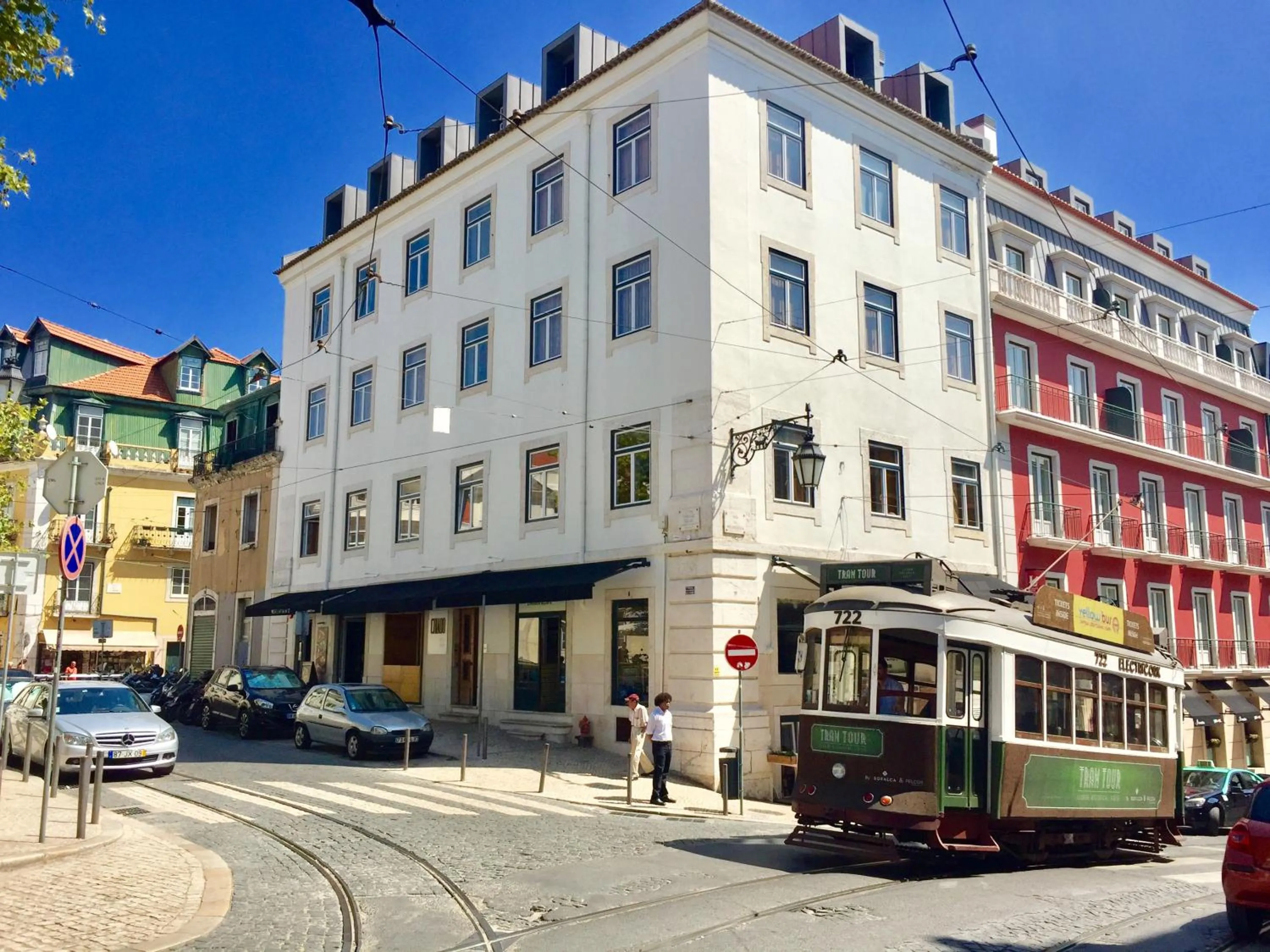 Facade/entrance in Chiado Arty Flats