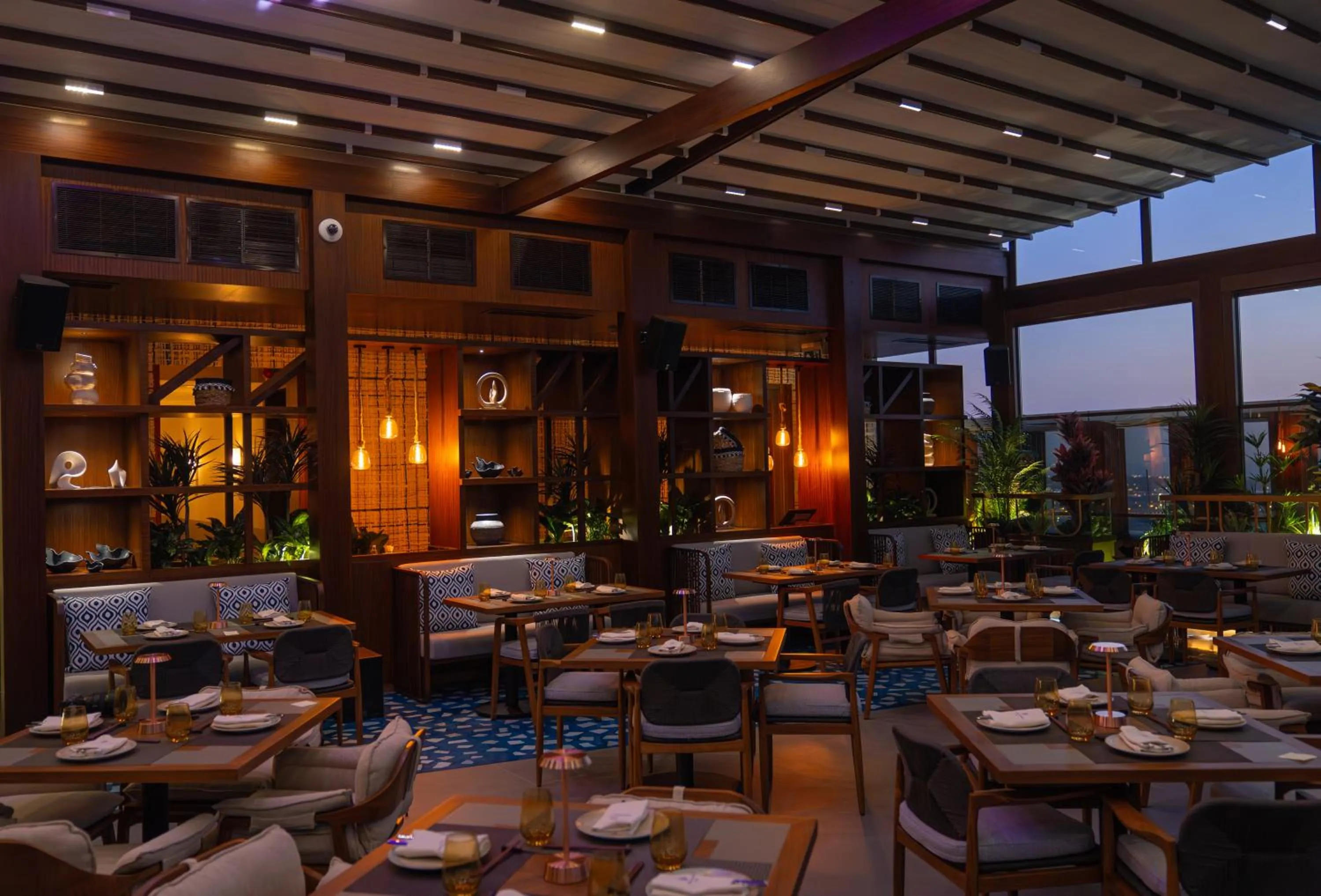 Restaurant/places to eat in Assila, a Luxury Collection Hotel, Apartment Jeddah