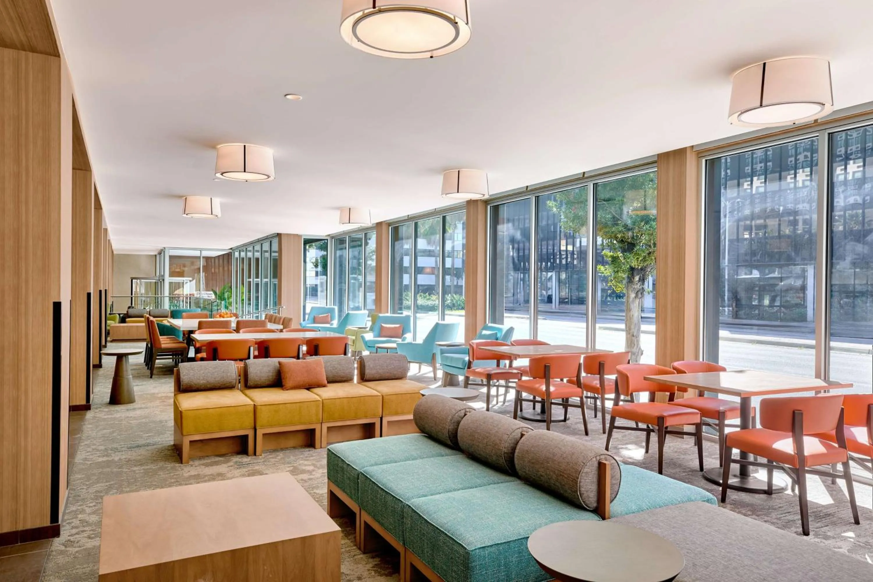 Lobby or reception in Hilton Garden Inn LAX Los Angeles Airport