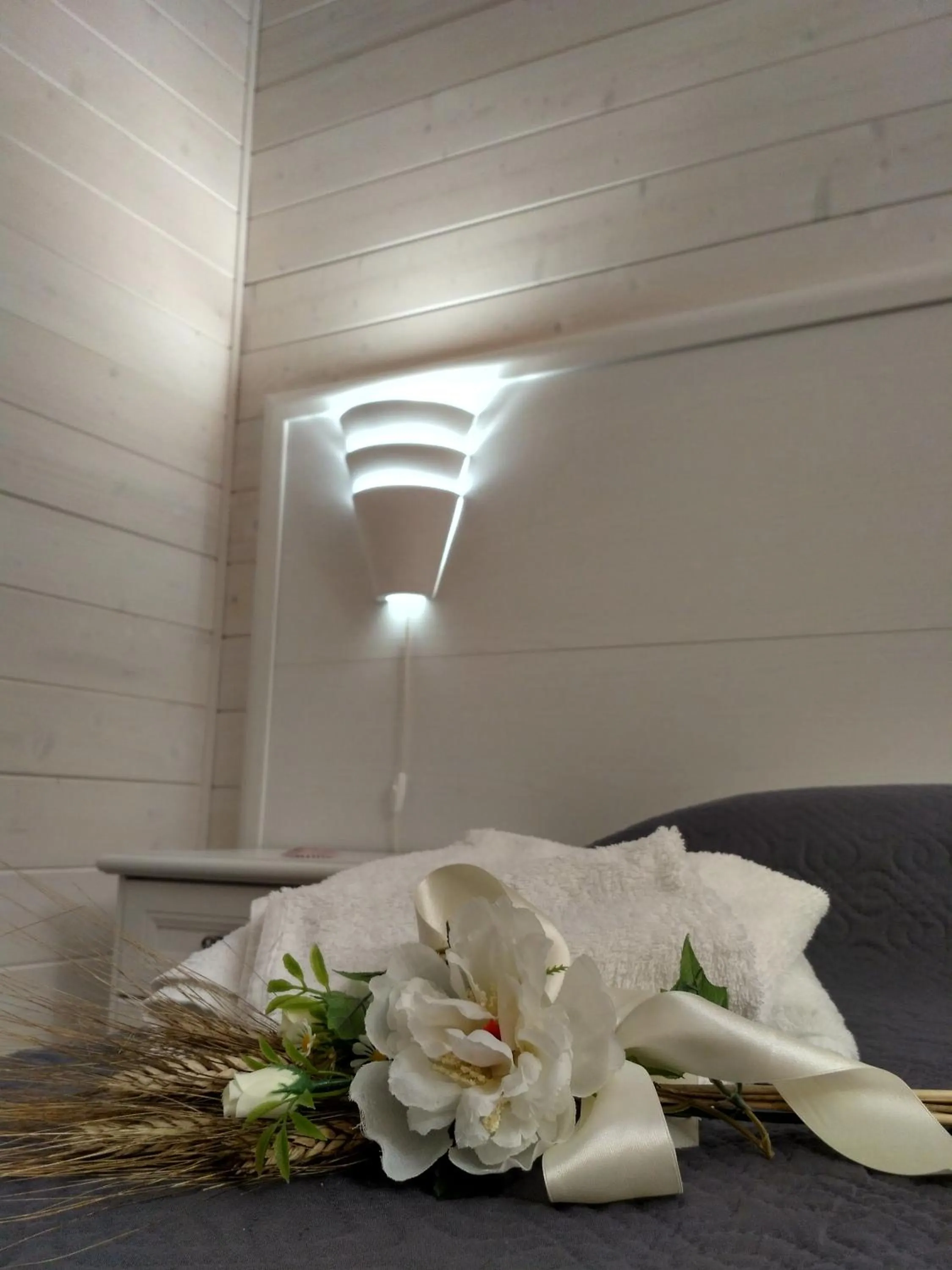 Decorative detail, Bed in Le Camelie