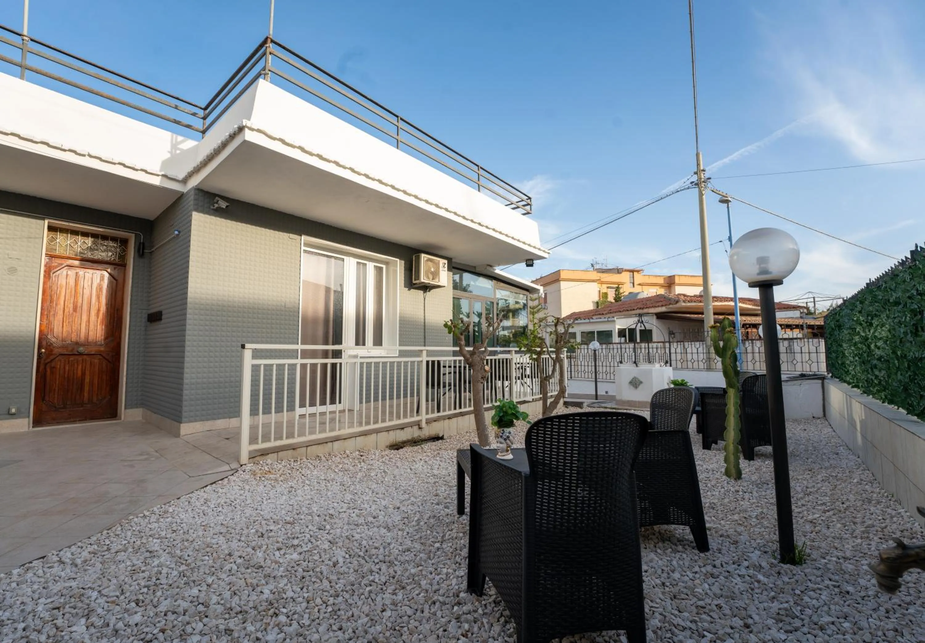 Property building in B&B Villa Achibea