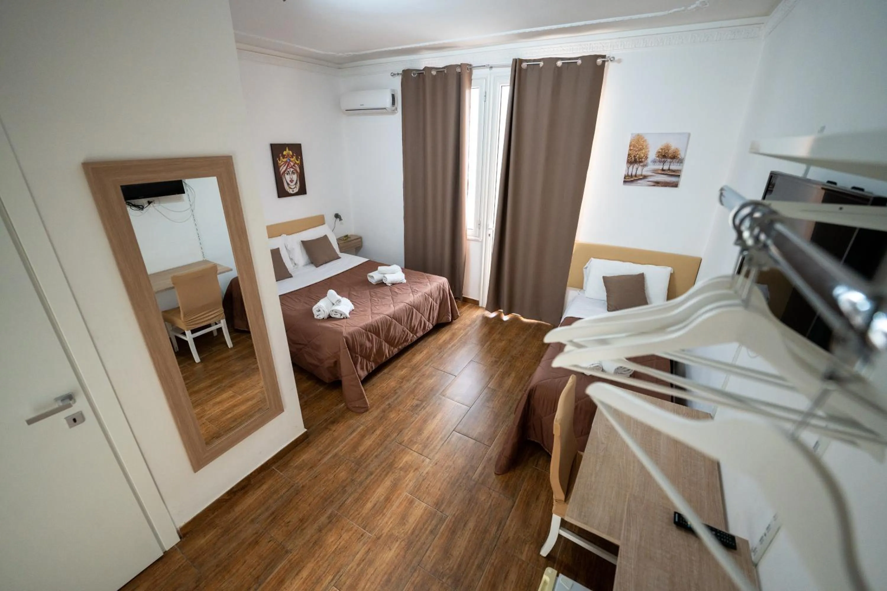 People, Bed in B&B Villa Achibea