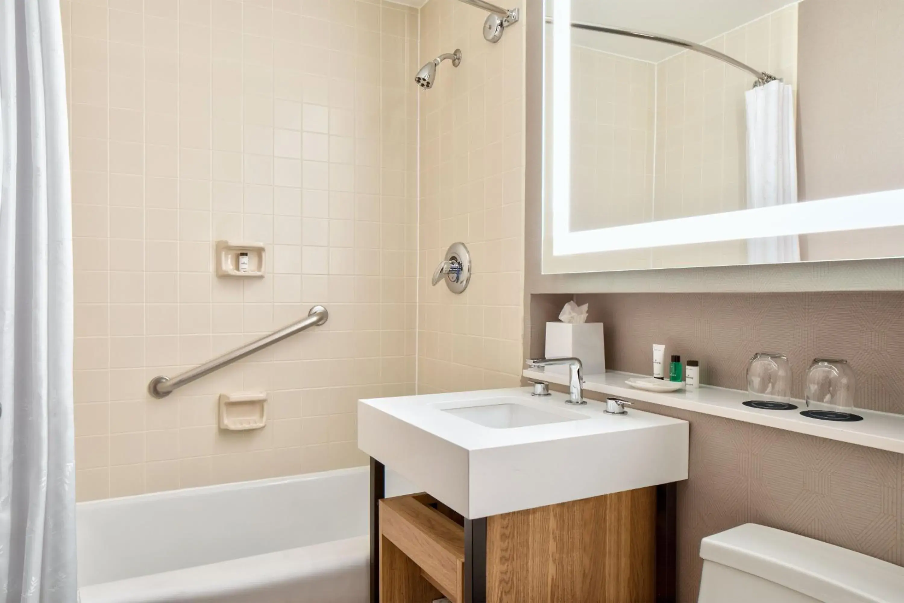 Junior Suite, 2 Queen, Sofa bed in Sheraton Dallas Hotel Junior Suite, 2 Queen, Sofa bed in Sheraton Dallas Hotel