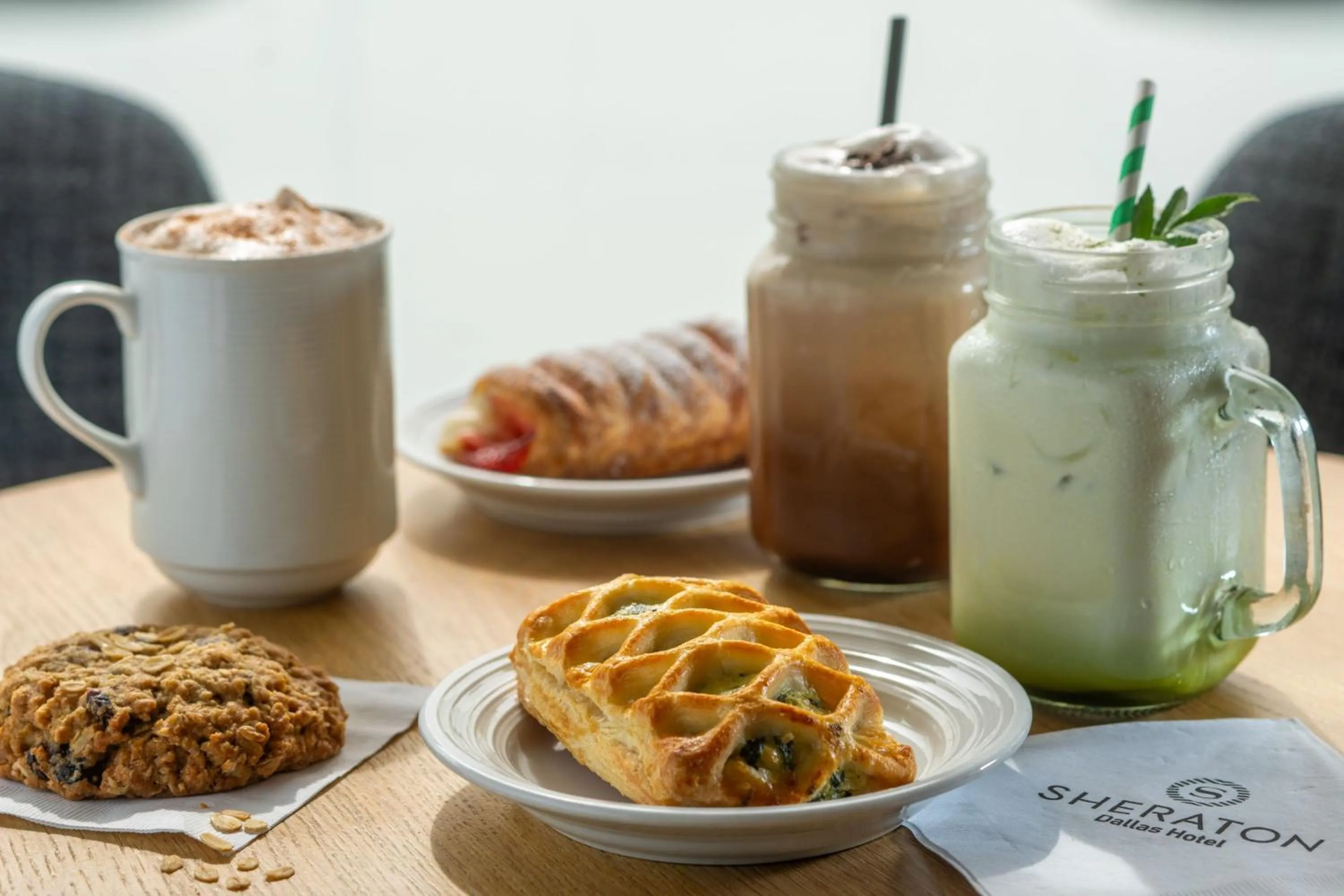 Restaurant/places to eat in Sheraton Dallas Hotel