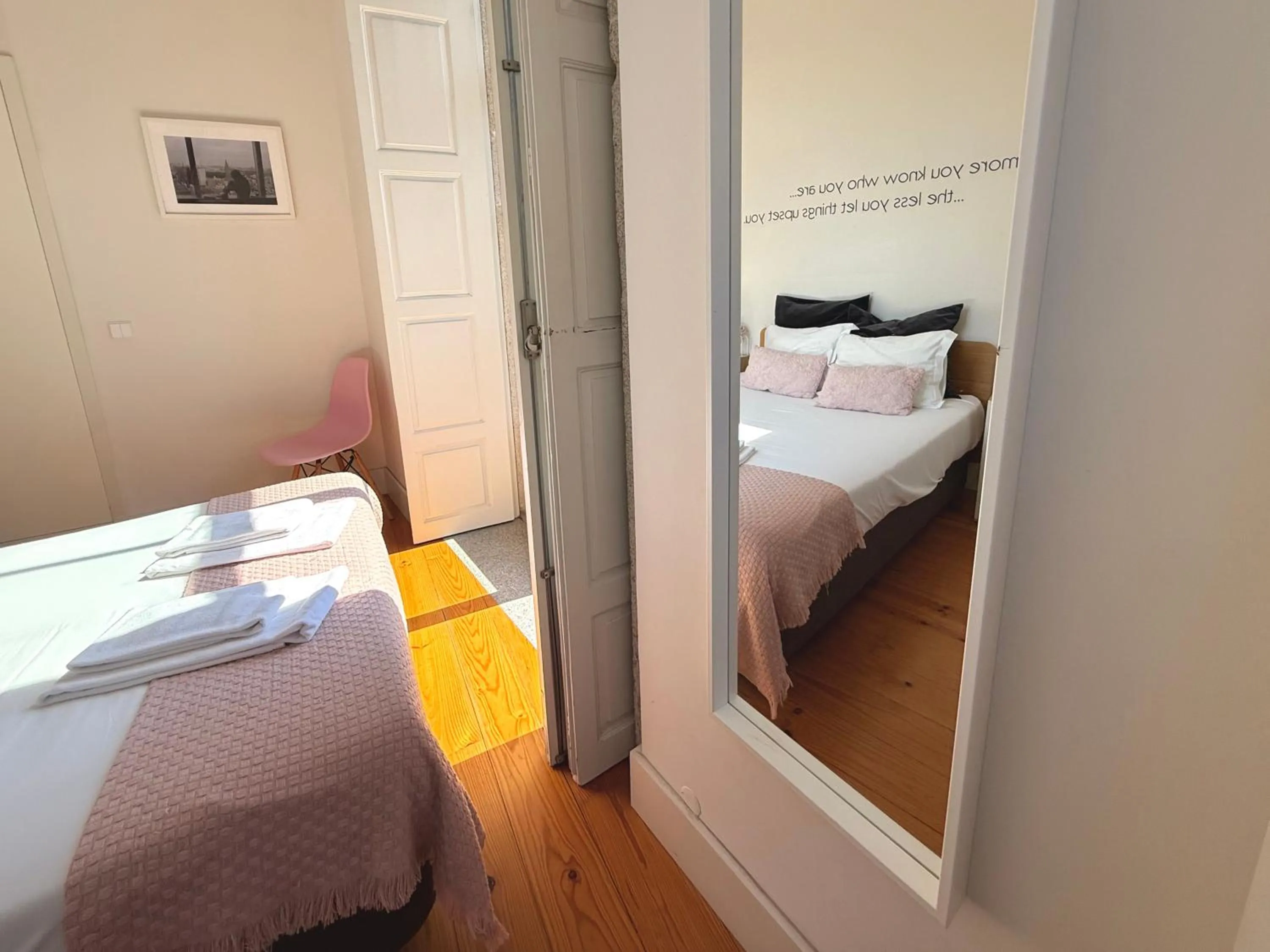 Bed in Porto Cinema Apartments