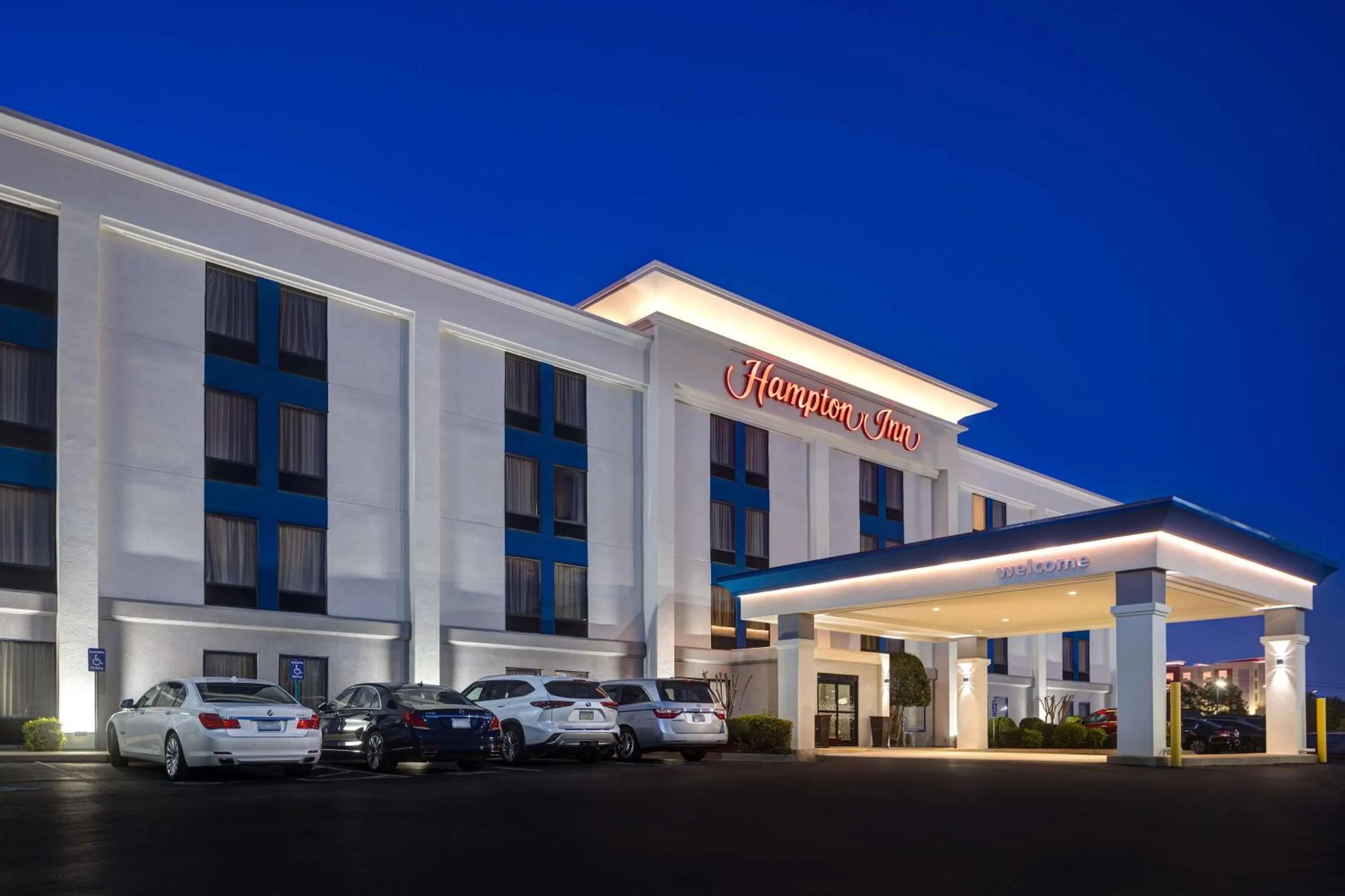 Property building in Hampton Inn by Hilton in Hot Springs, Arkansas