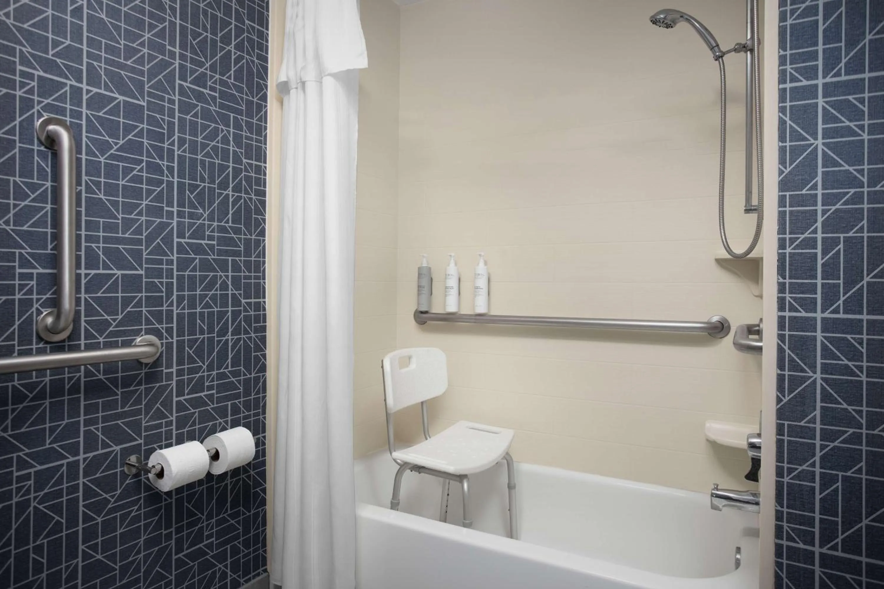 Bathroom in Homewood Suites by Hilton Alexandria