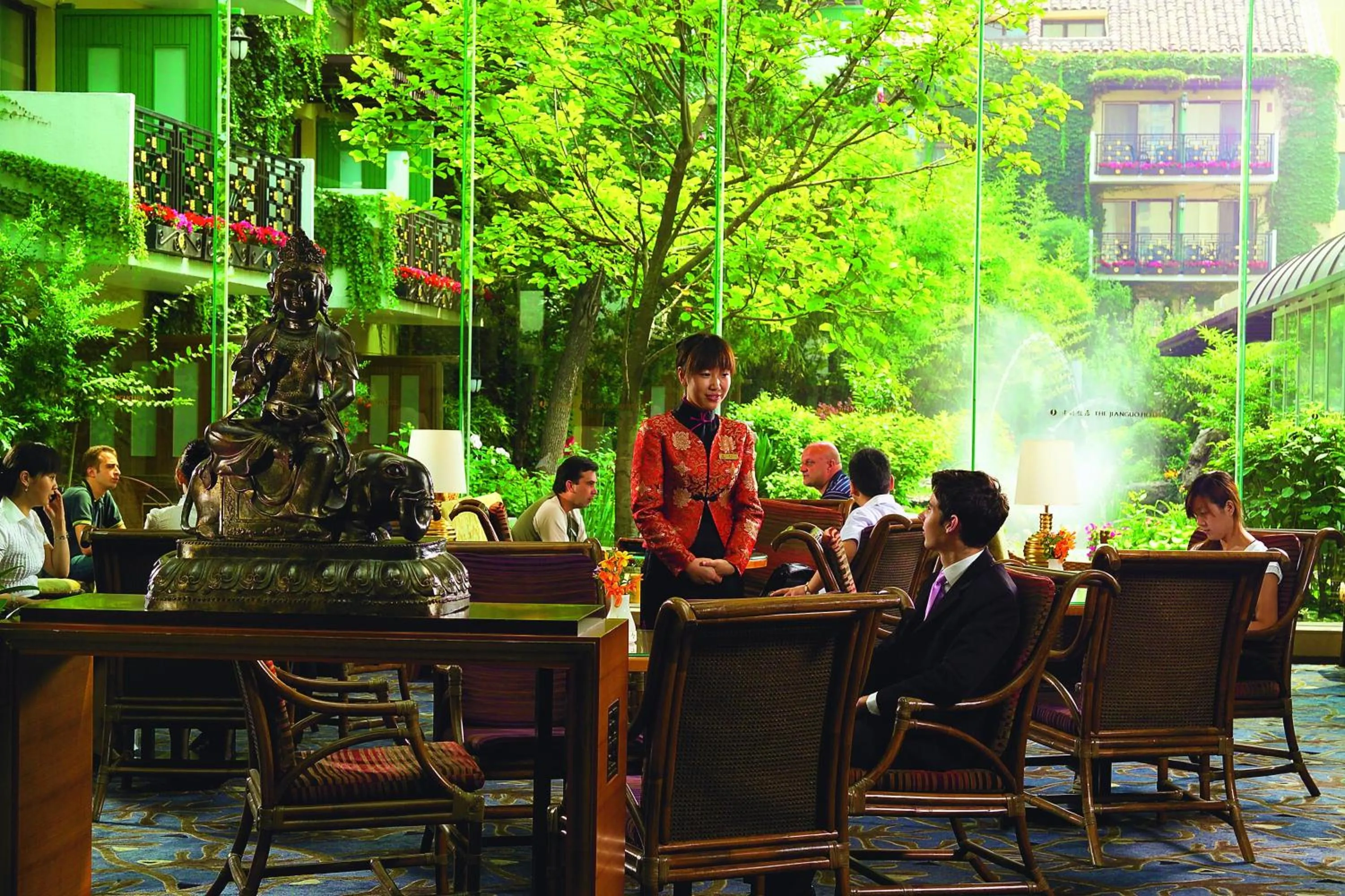 Lounge or bar in Jianguo Hotel