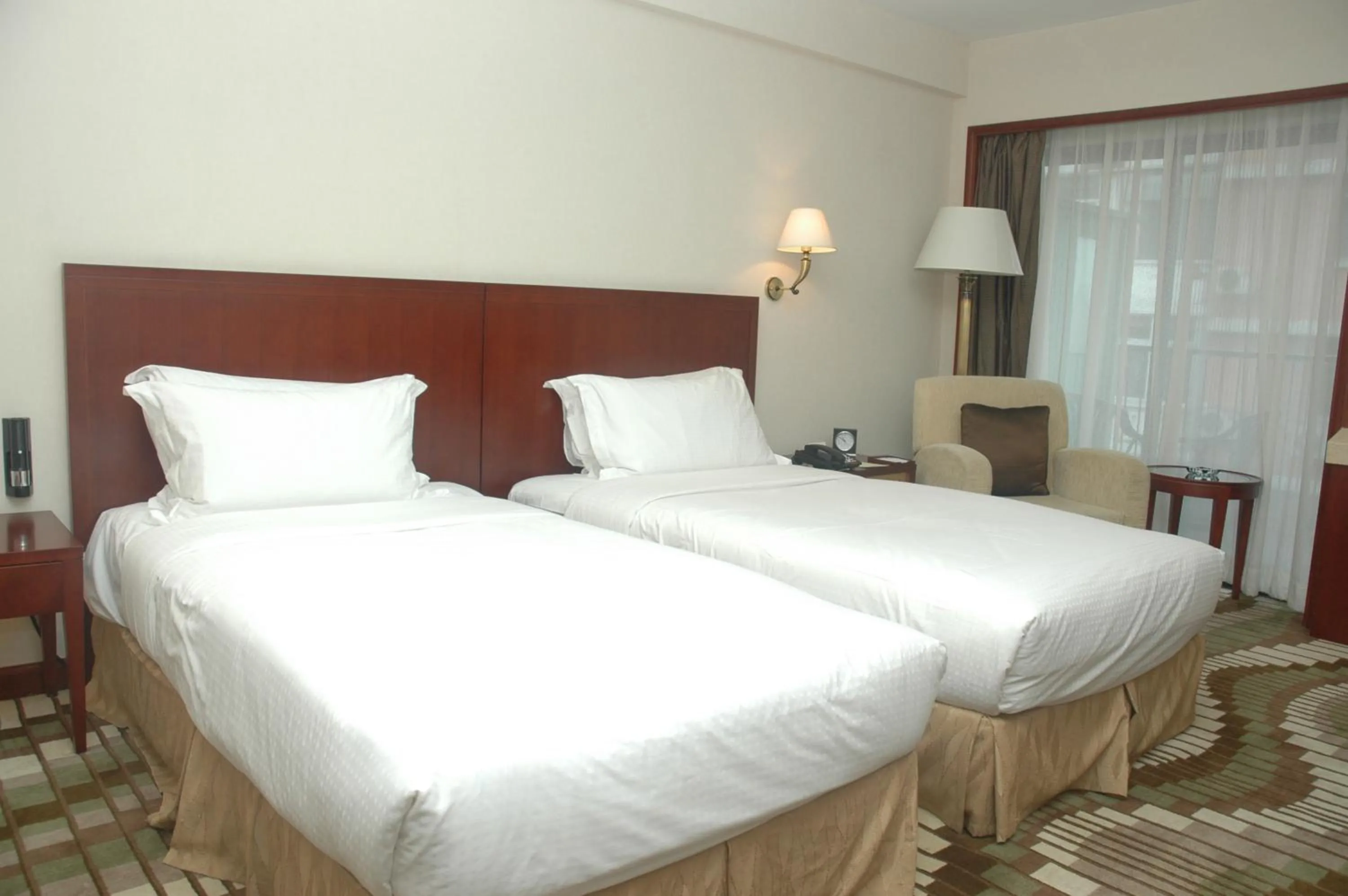 bunk bed, Bed in Jianguo Hotel