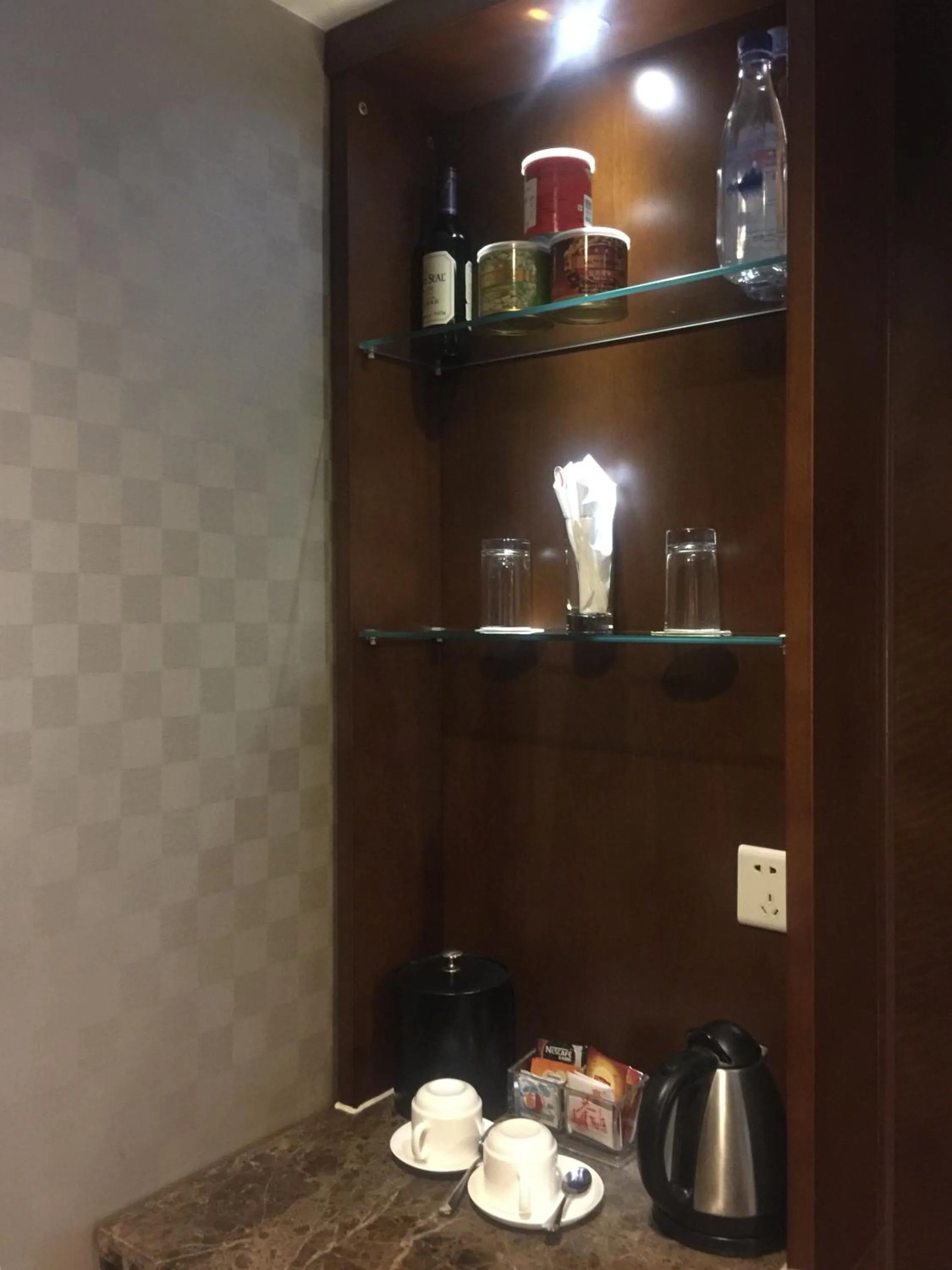 Food and drinks in Jianguo Hotel