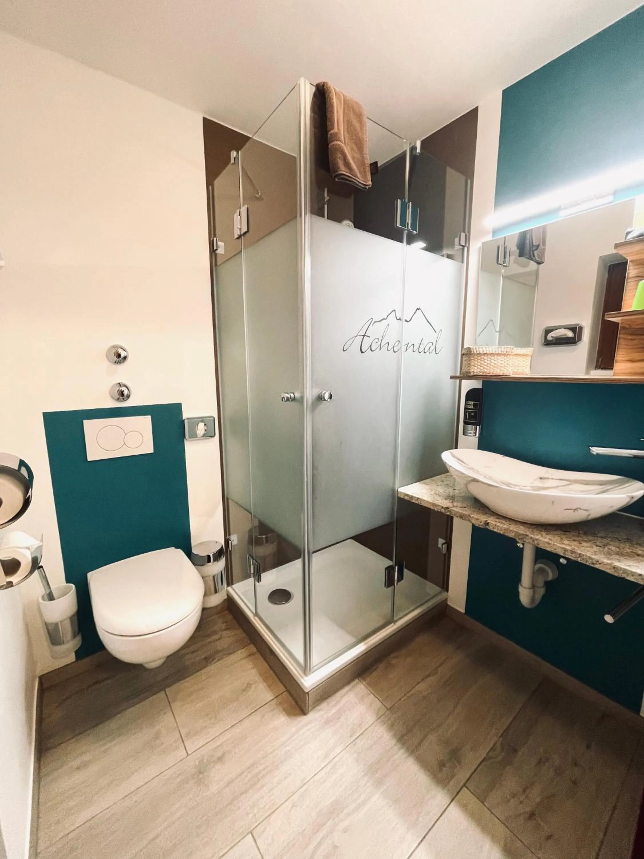 Shower in Gästehaus Achental