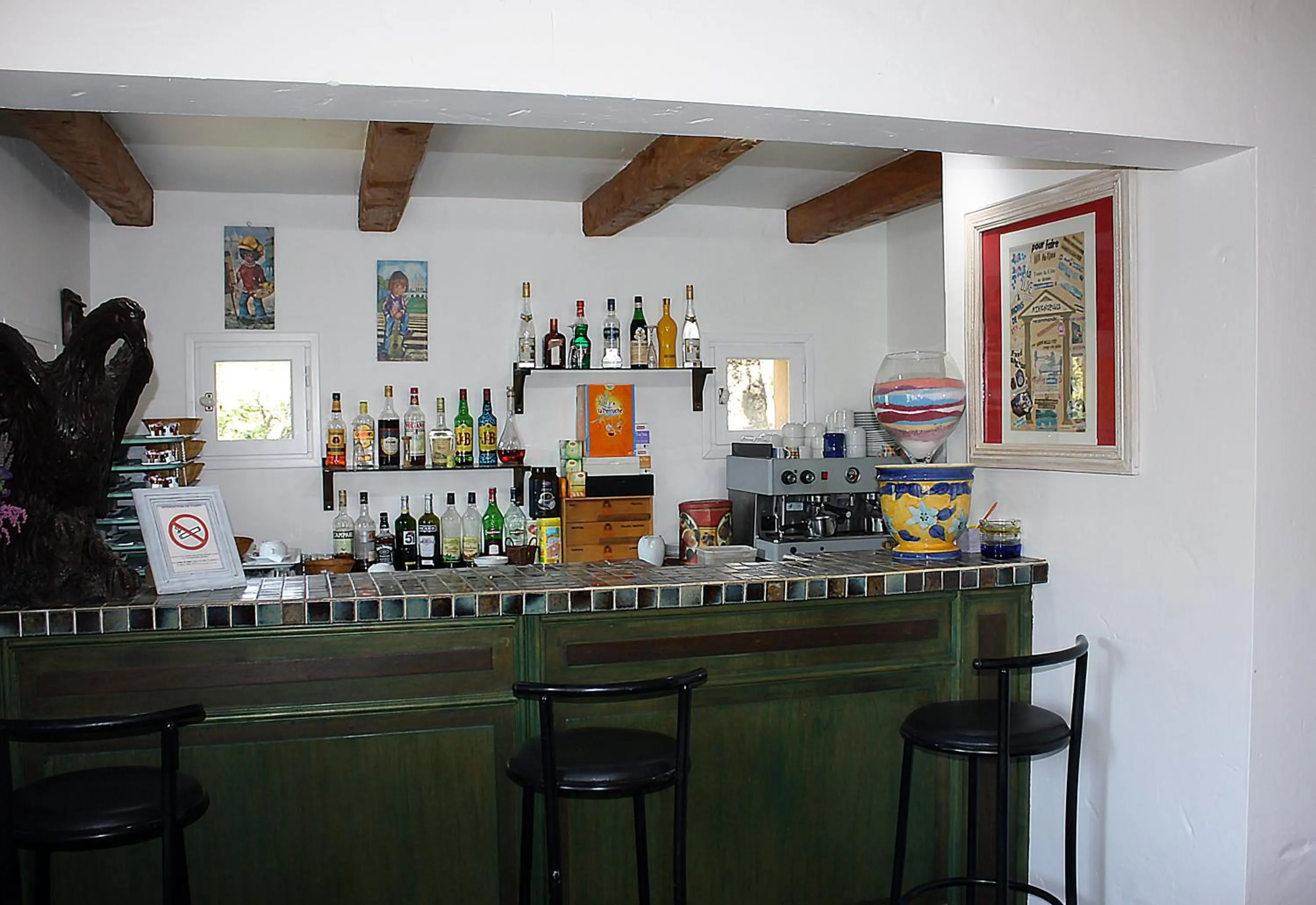 Lounge or bar in Athénopolis