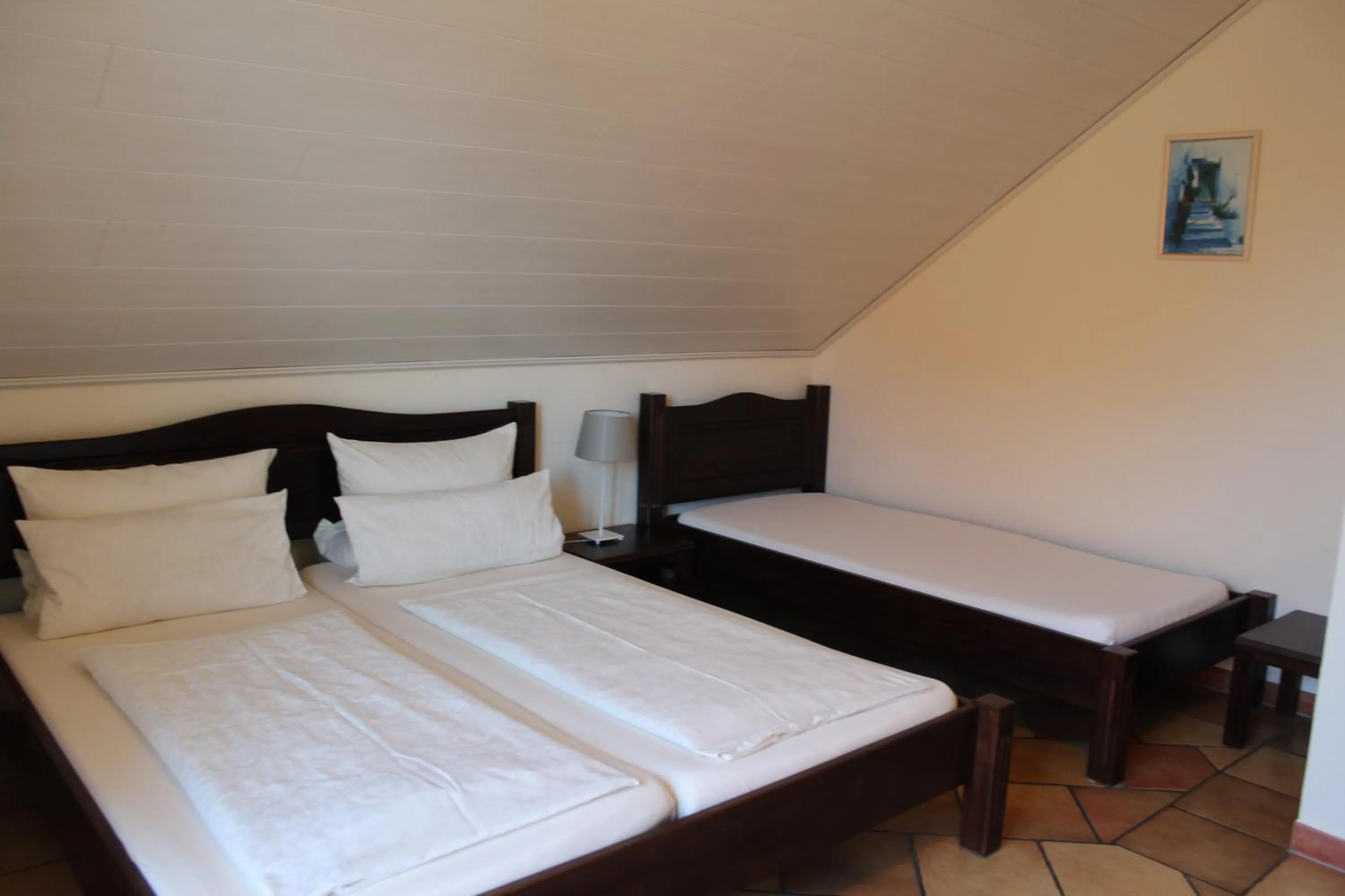 Bed in Pension Vanii, Apartments