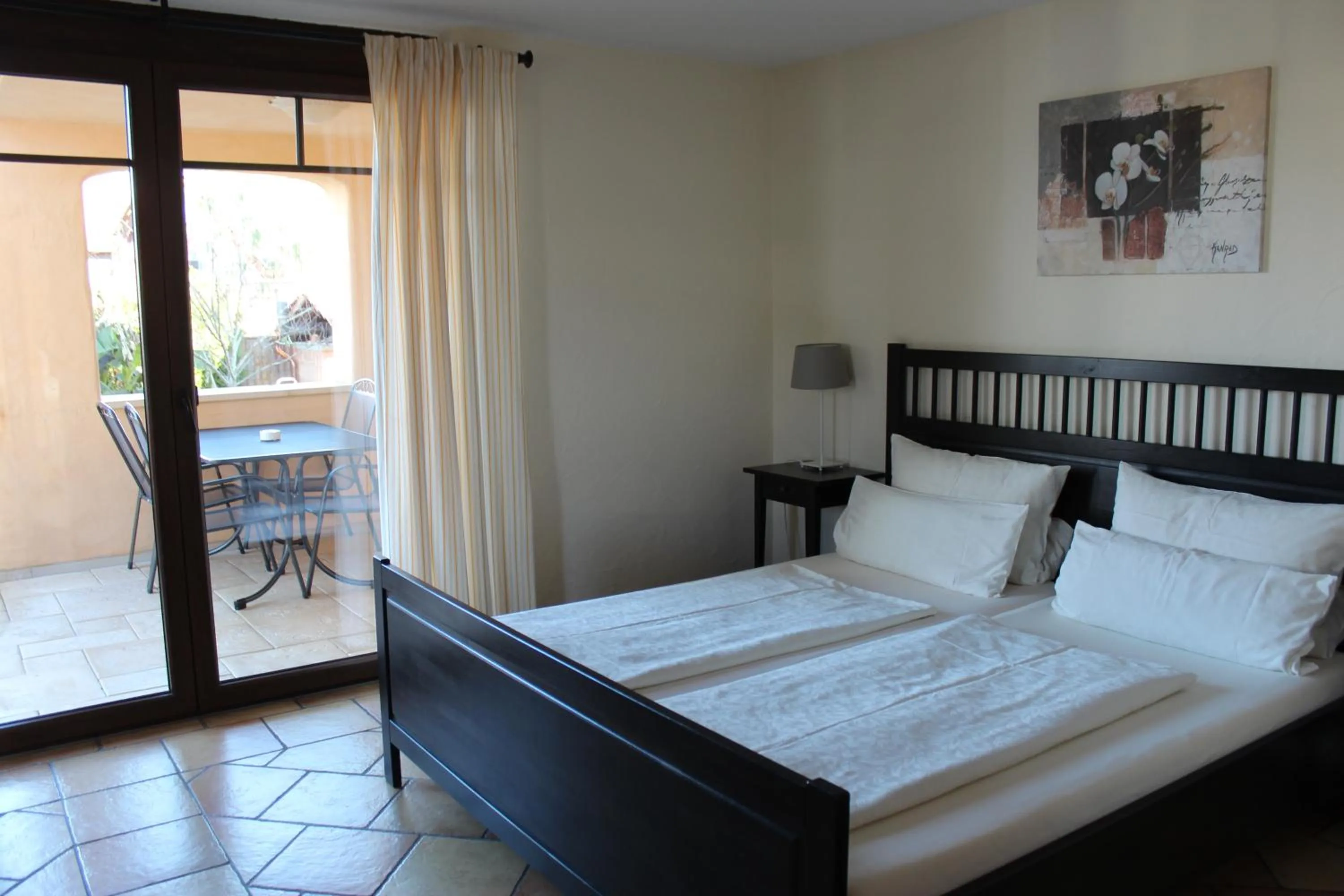 Bed in Pension Vanii, Apartments