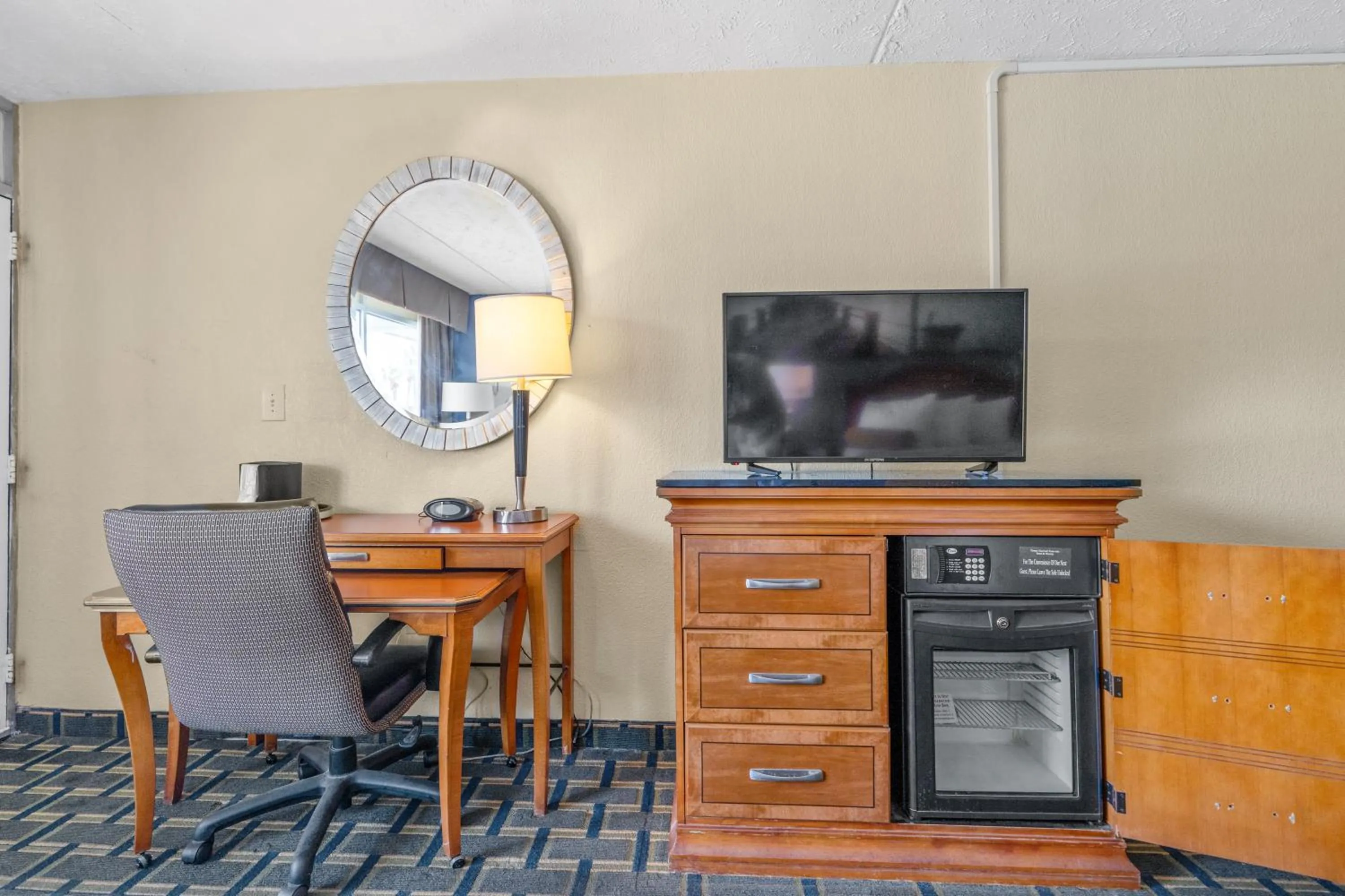 TV and multimedia, TV/Entertainment Center in Days Inn by Wyndham Myrtle Beach-Grand Strand