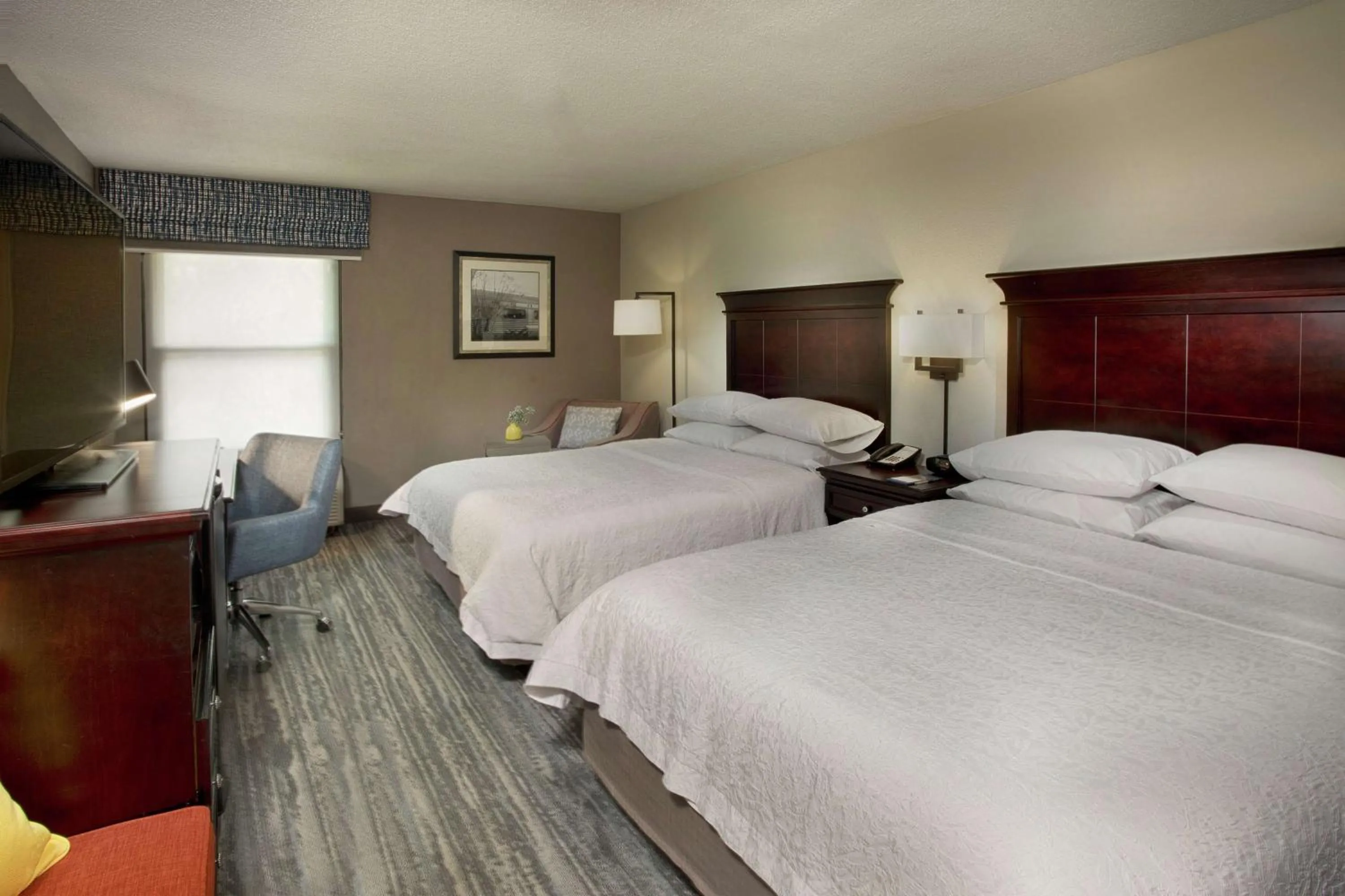 Bedroom, Bed in Hampton Inn Memphis/Collierville