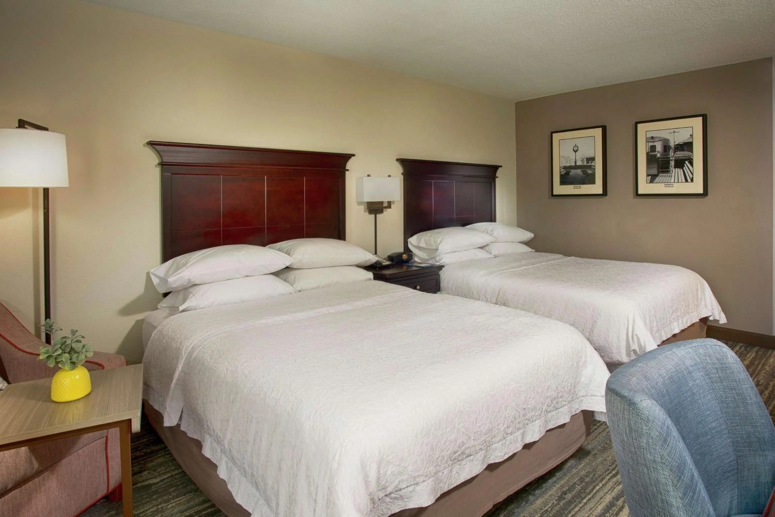 Bed in Hampton Inn Memphis/Collierville