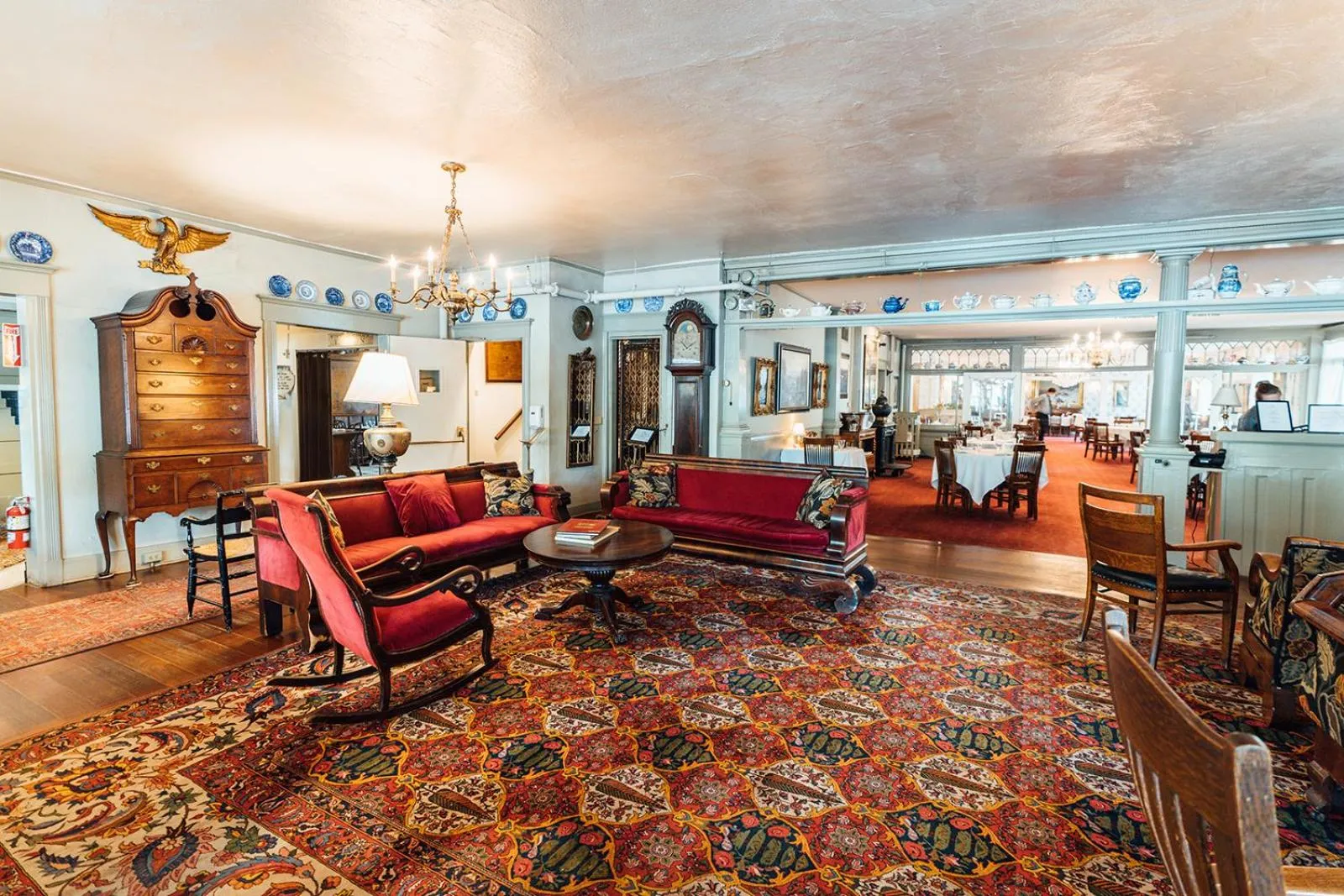 Living room in The Red Lion Inn