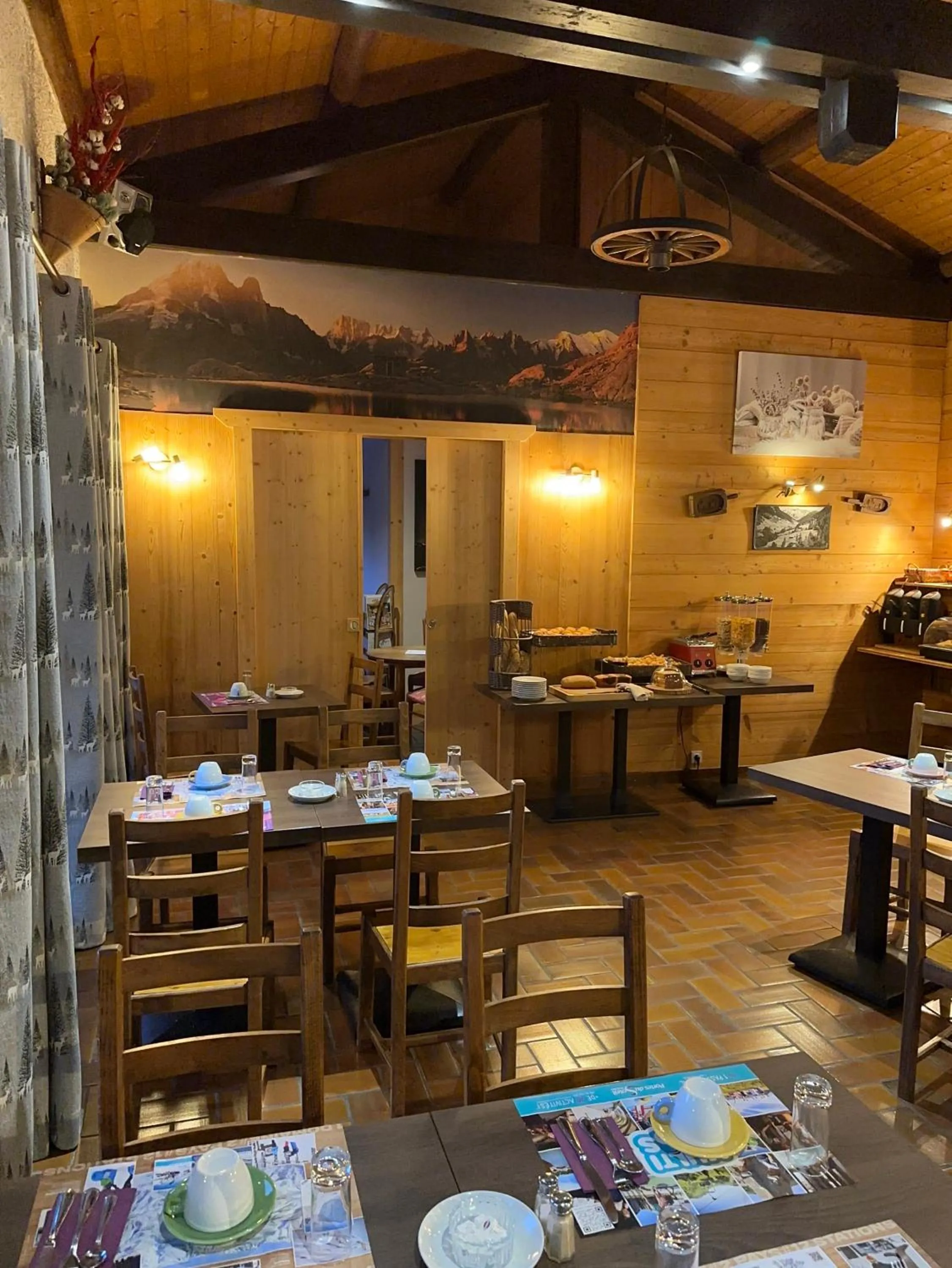 Breakfast in Hotel Le Soly