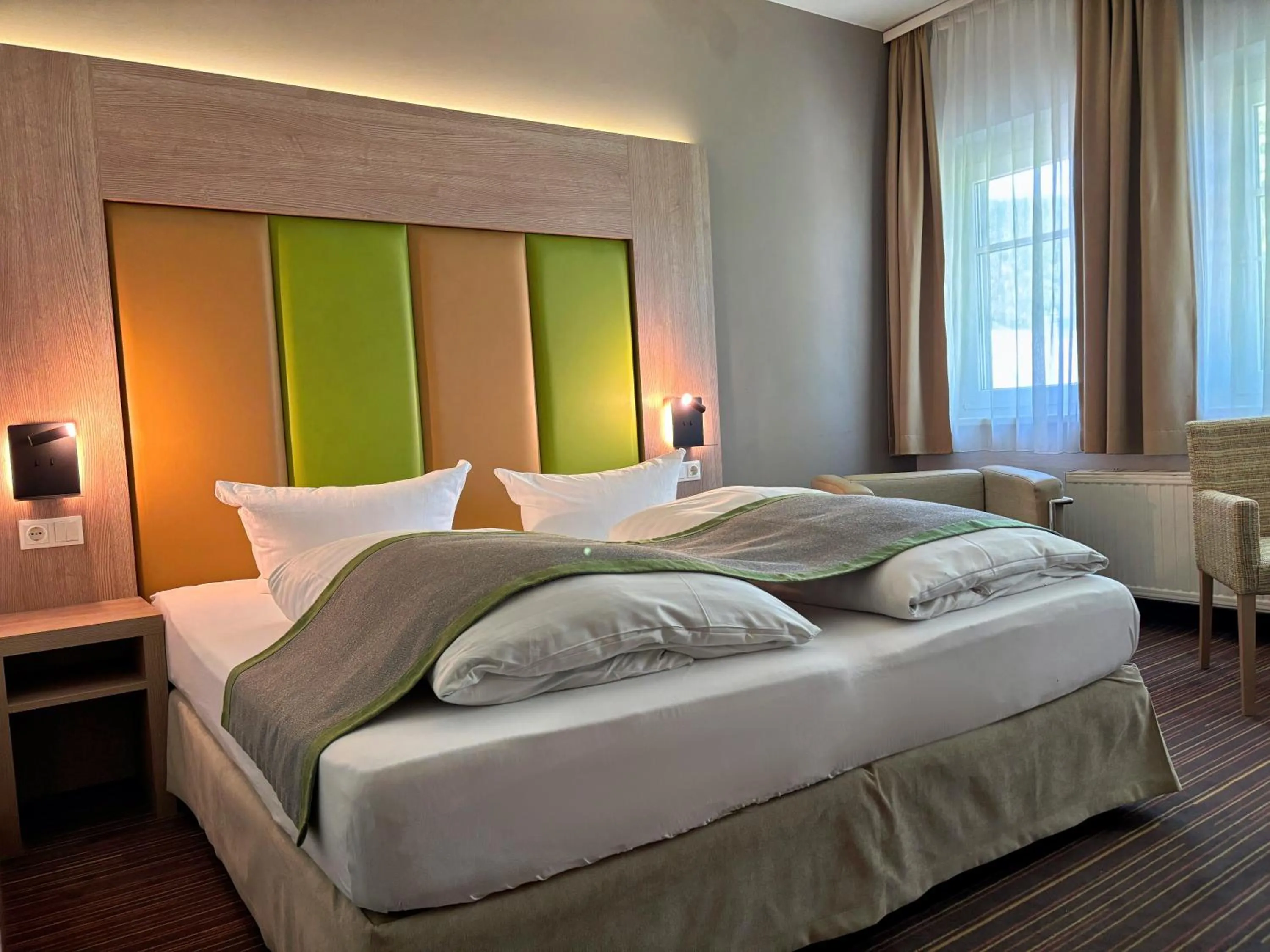 Photo of the whole room, Bed in Rathaushotels All Inklusive