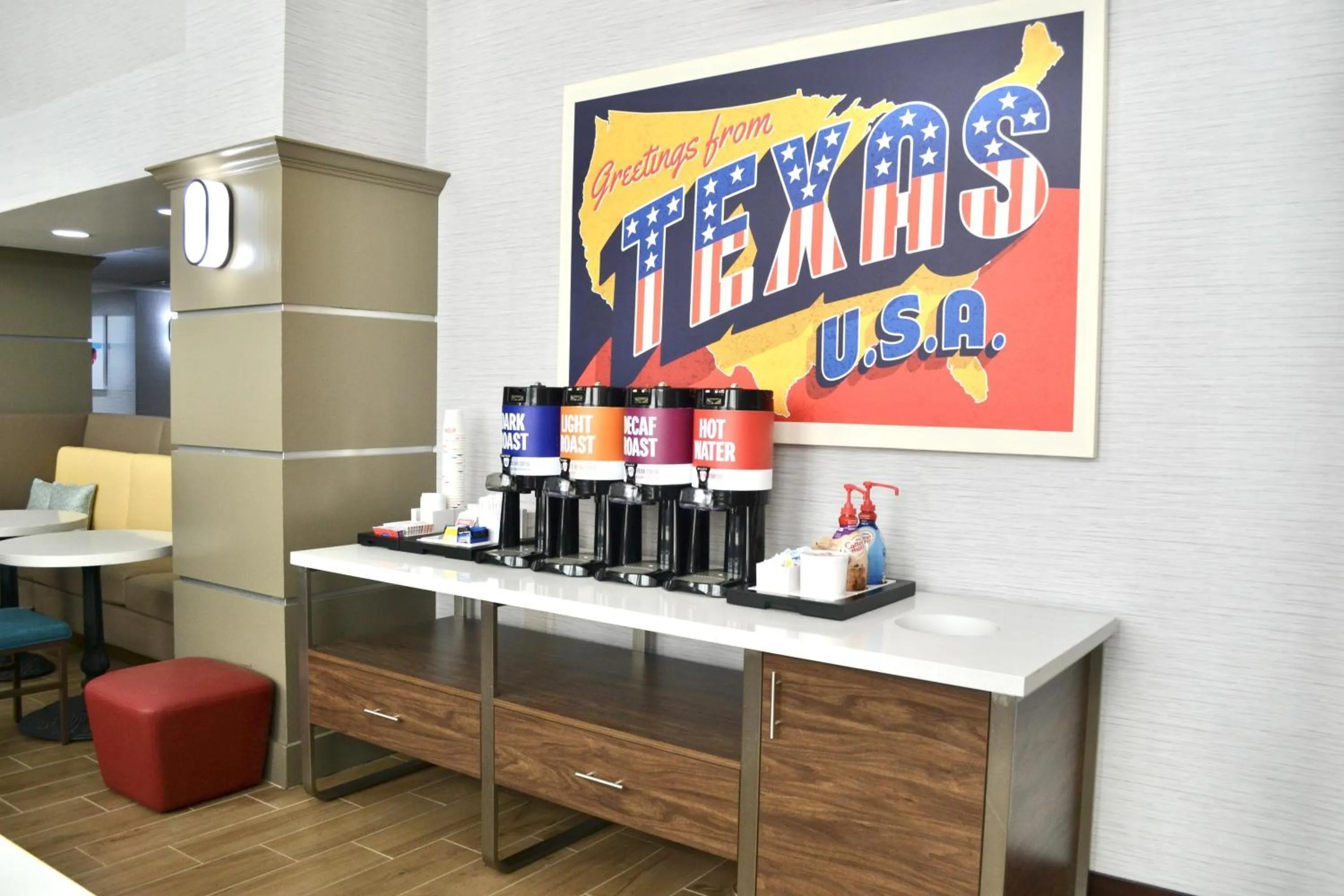 Breakfast in Hampton Inn and Suites Houston-Katy