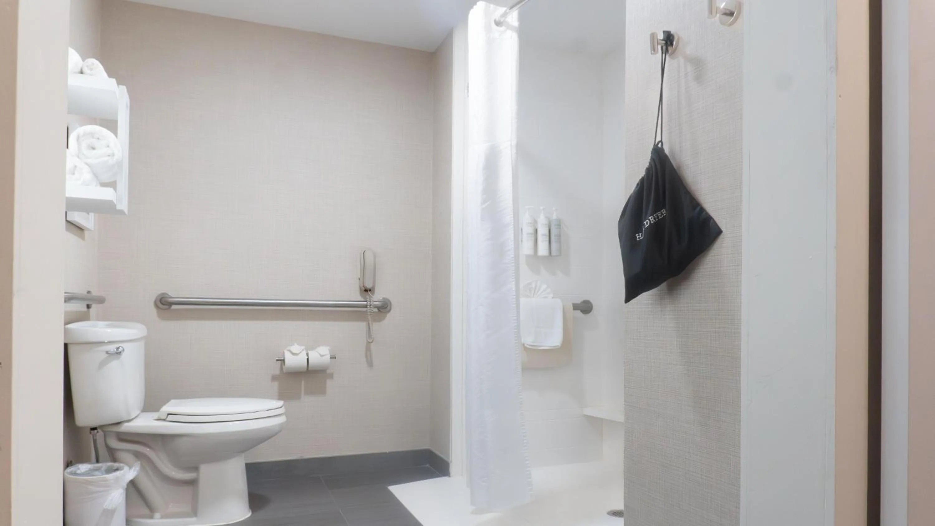 Bathroom in Hampton Inn and Suites Houston-Katy