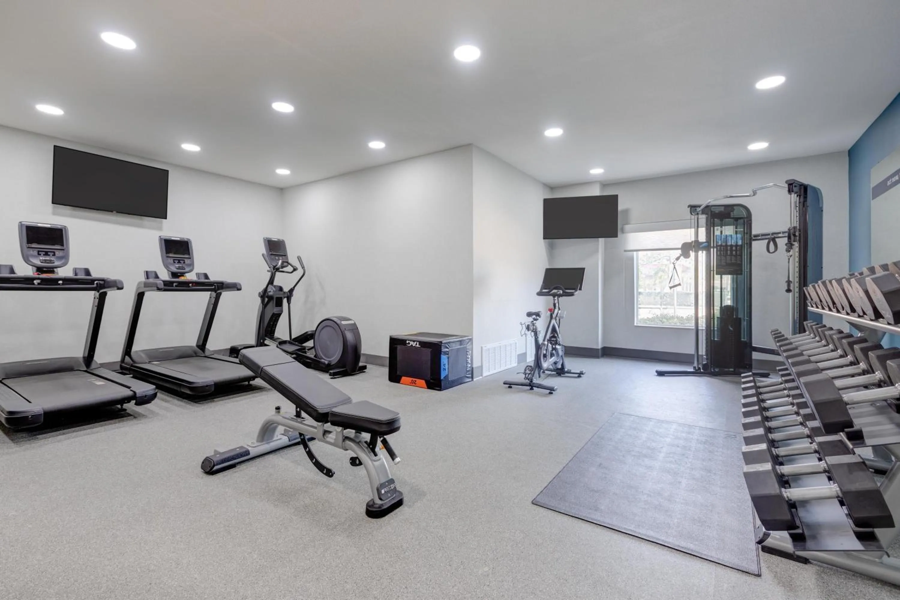 Fitness centre/facilities in Hampton Inn Houston-Deer Park Ship Area