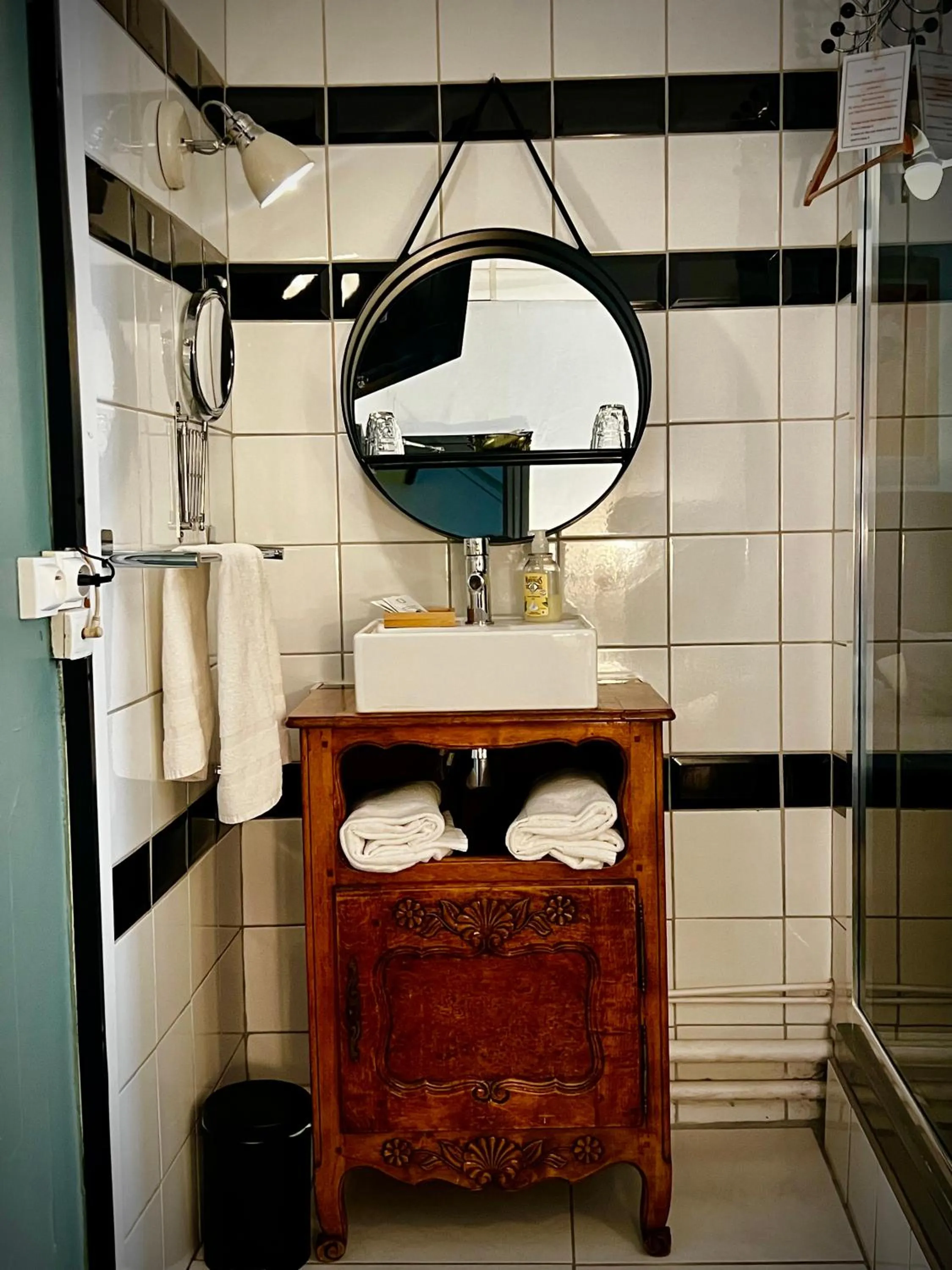 Bathroom in Hôtel Paul Riquet