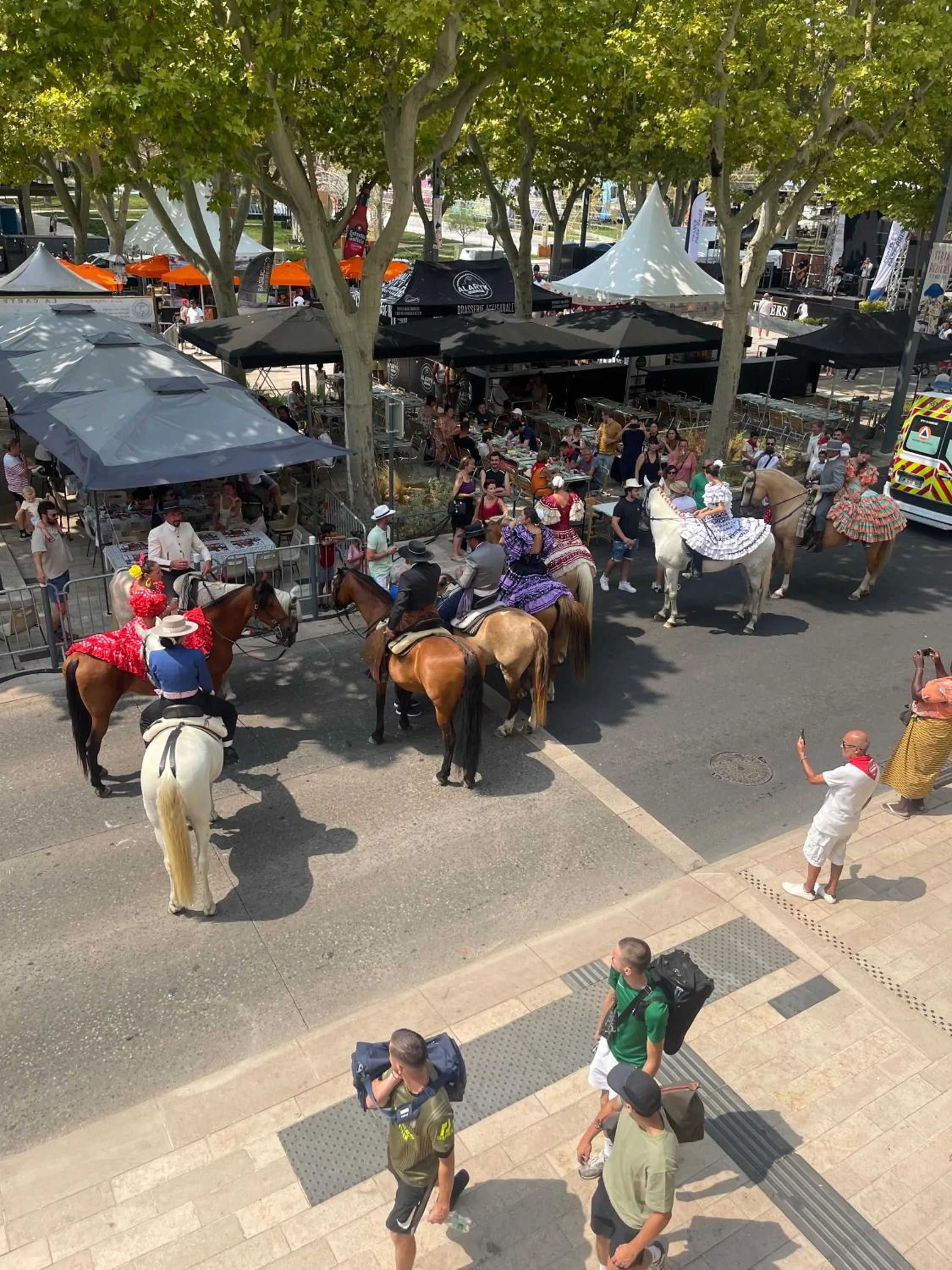 Evening entertainment in Hôtel Paul Riquet