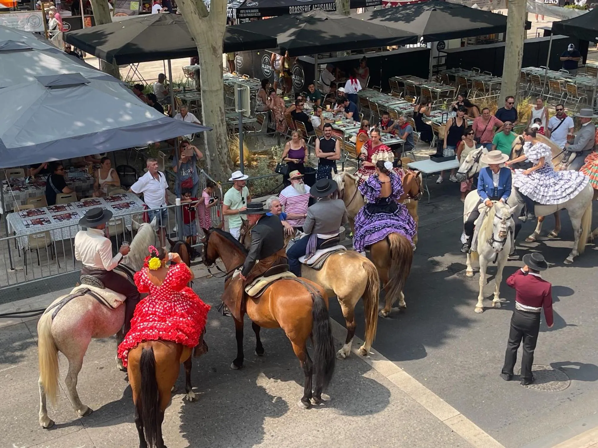 Evening entertainment in Hôtel Paul Riquet