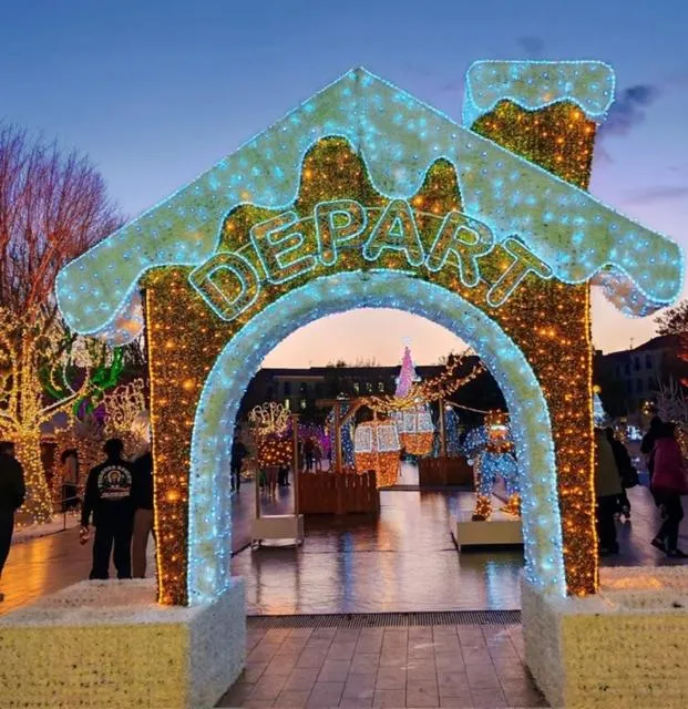 Evening entertainment in Hôtel Paul Riquet