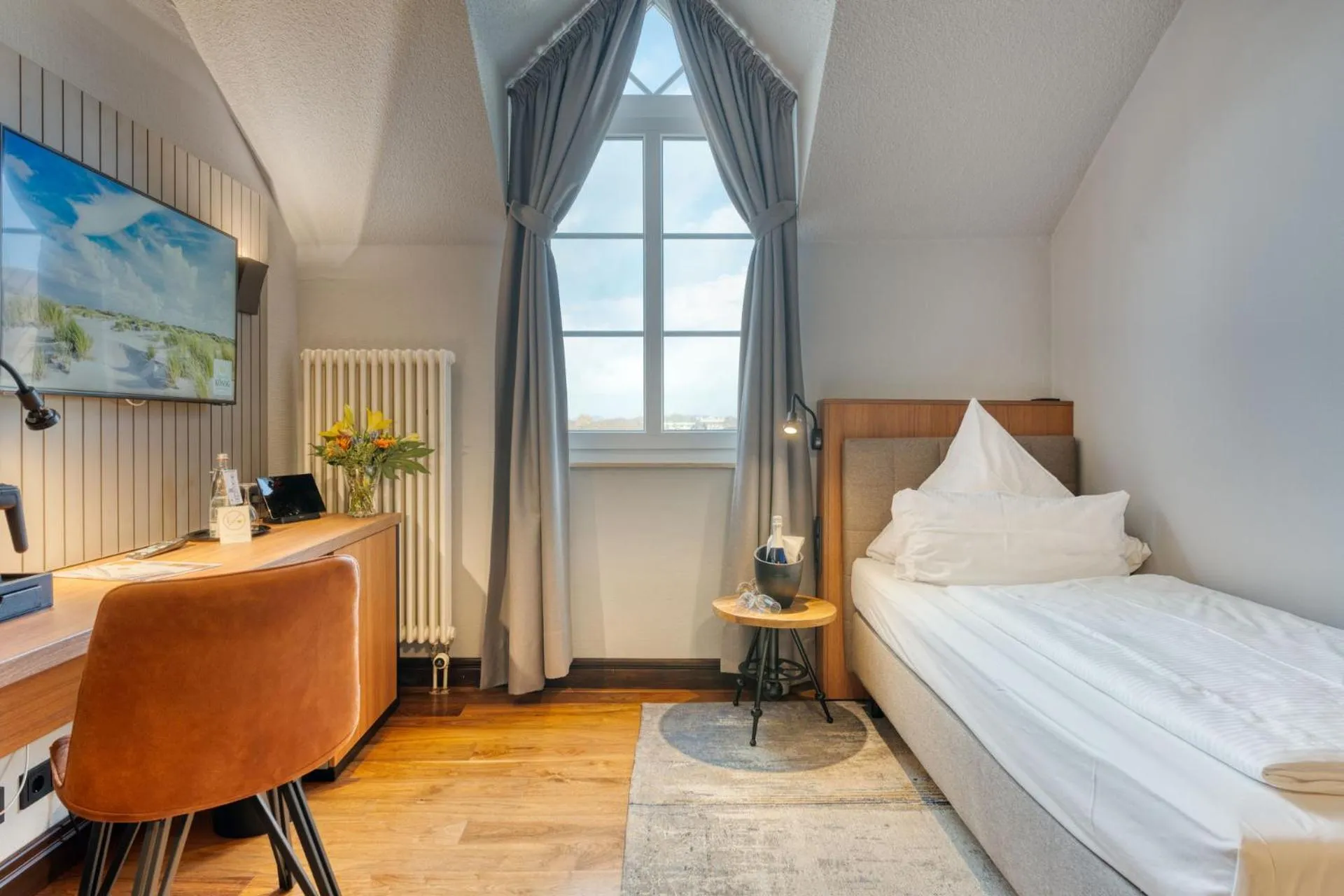 TV and multimedia, Bed in Inselhotel König