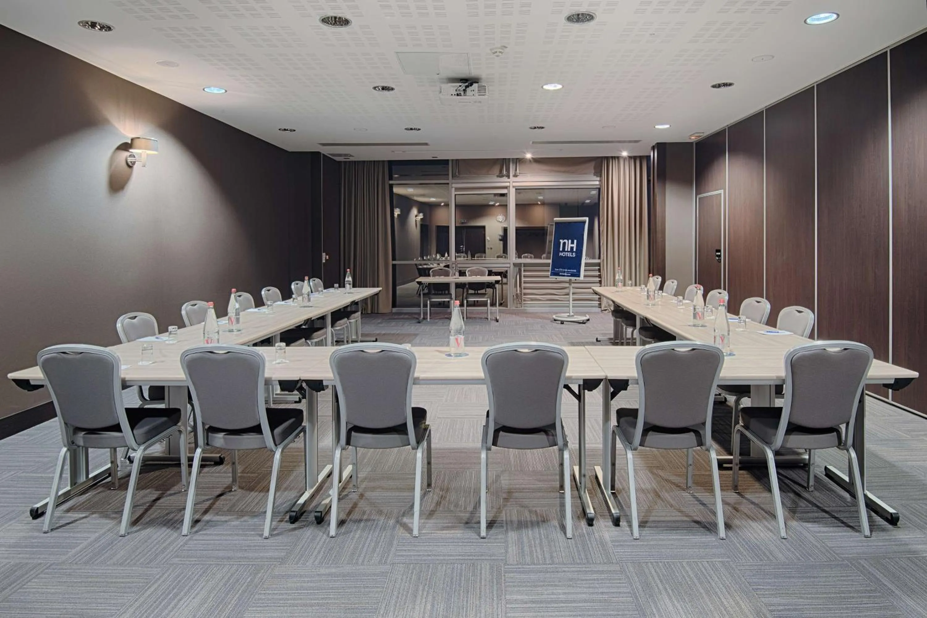 Meeting/conference room in NH Lyon Airport
