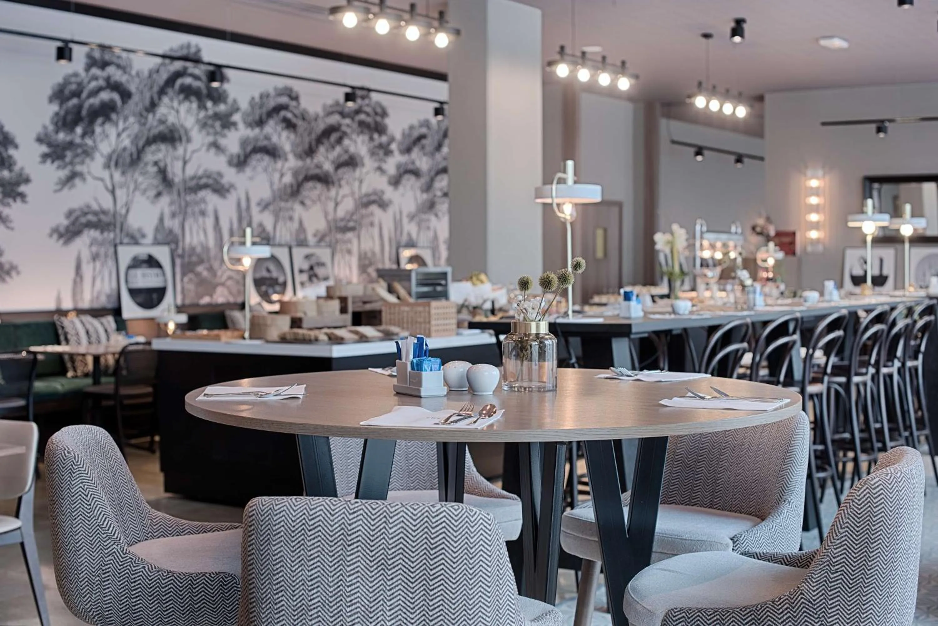 Breakfast in NH Lyon Airport