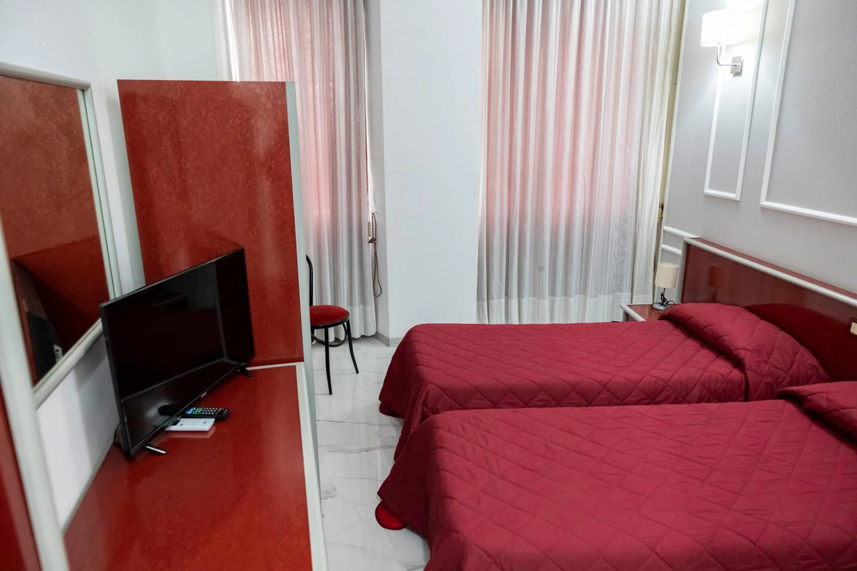 Bedroom, Bed in Hotel Sica