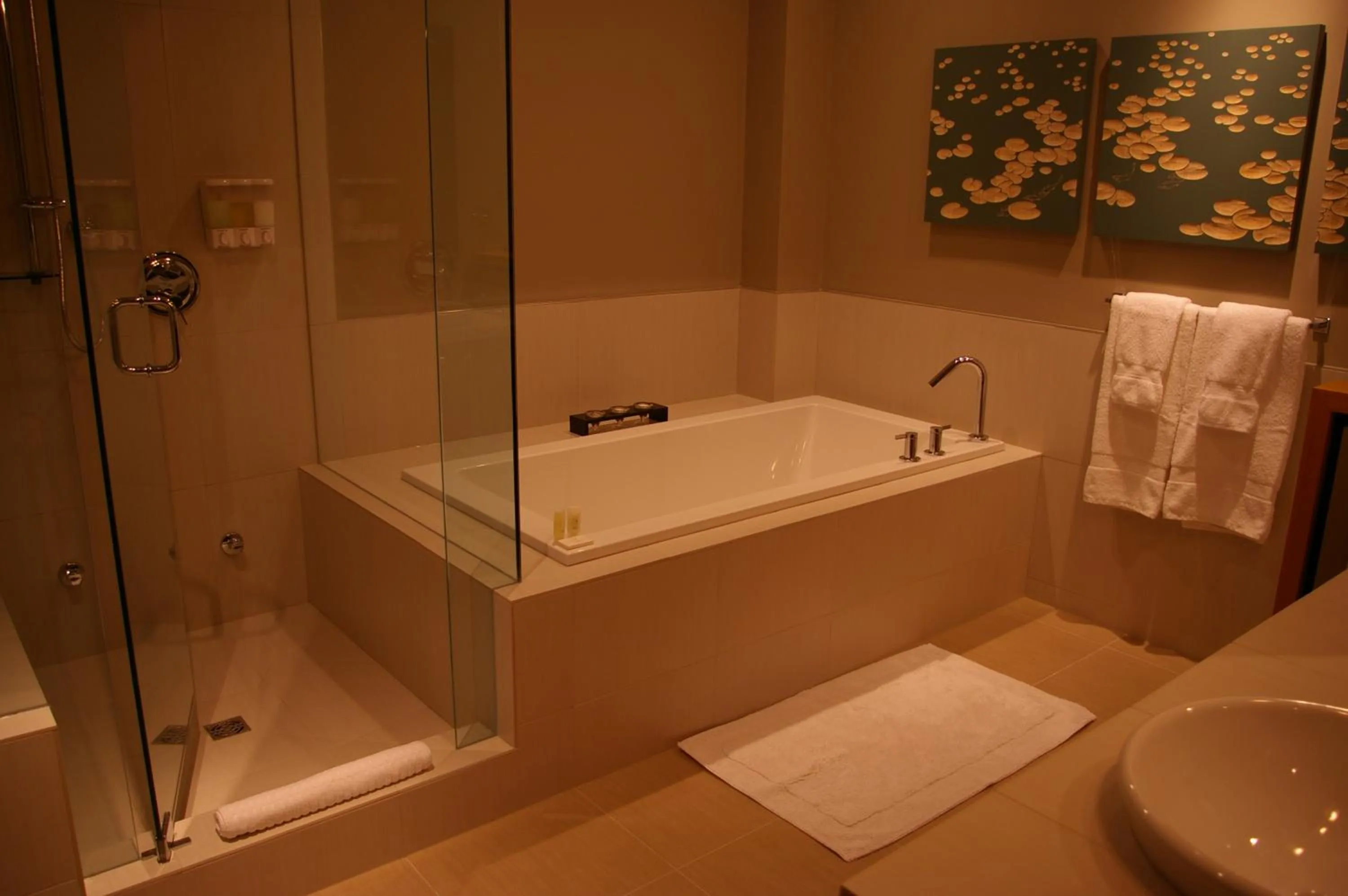 Sauna in Shades of Jade Inn & Spa