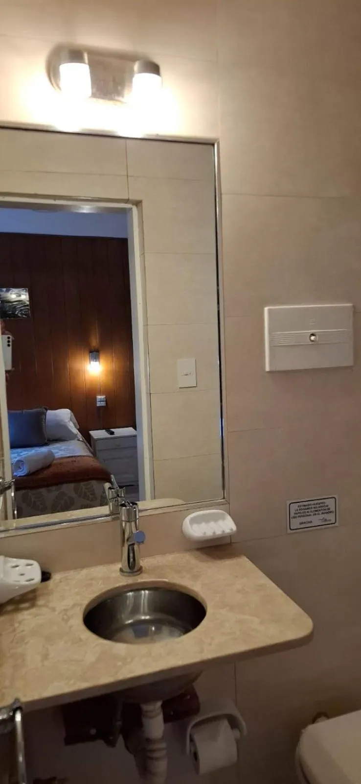 Bathroom, Bed in La Fontana Cabañas