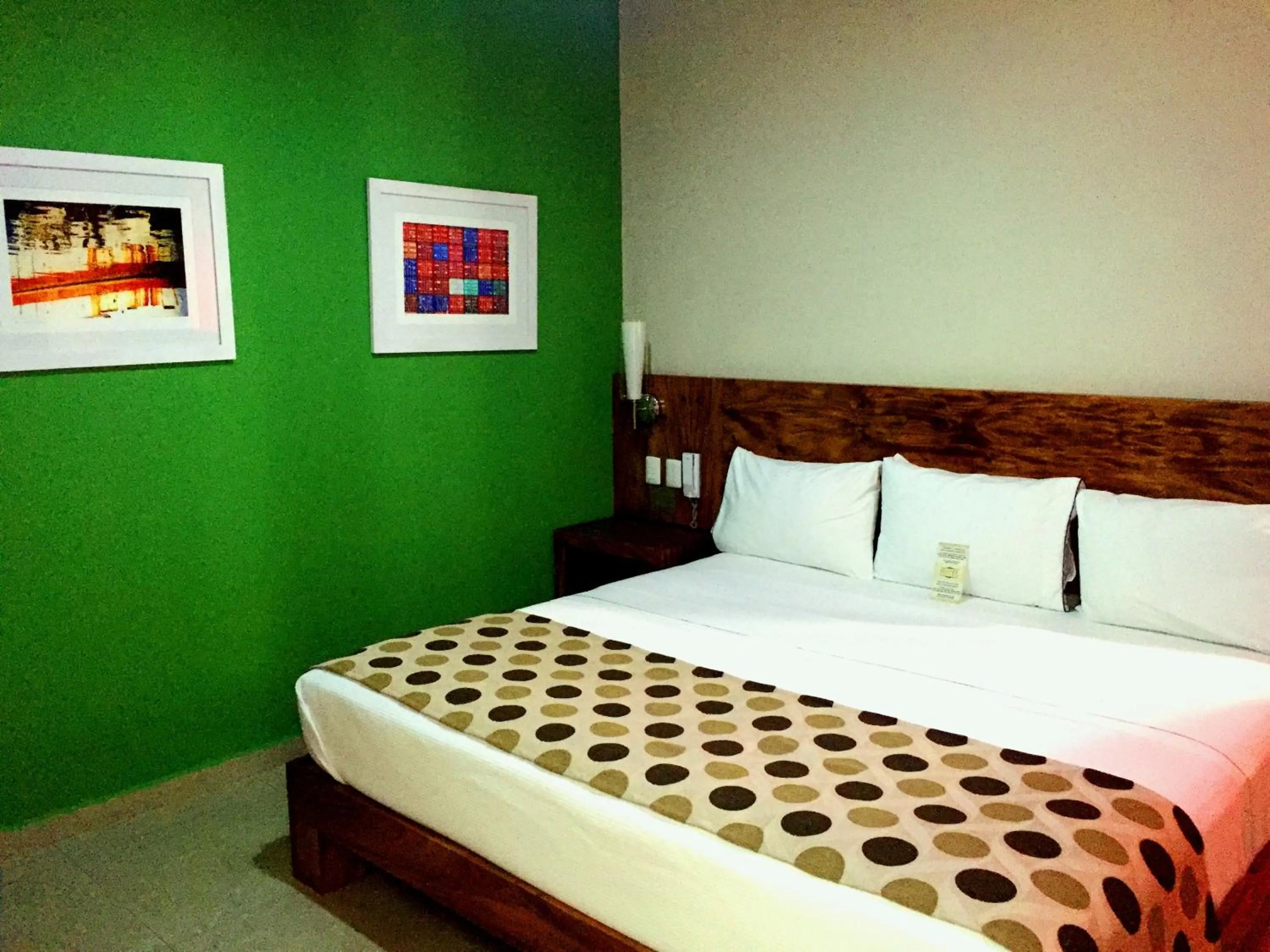 Bedroom, Bed in Hotel San Pablo