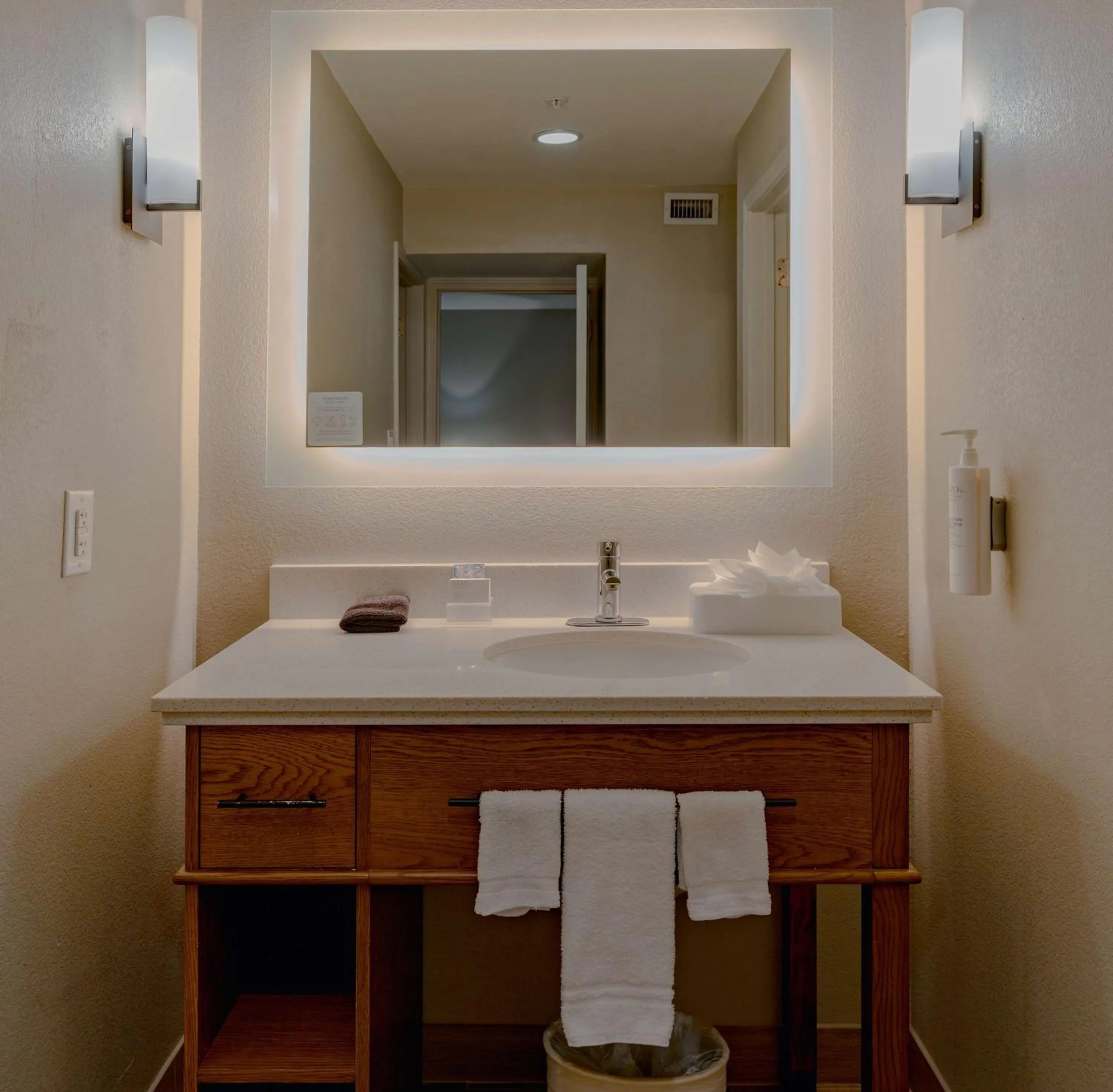 Bathroom, Bed in Homewood Suites by Hilton Ft. Worth-Bedford