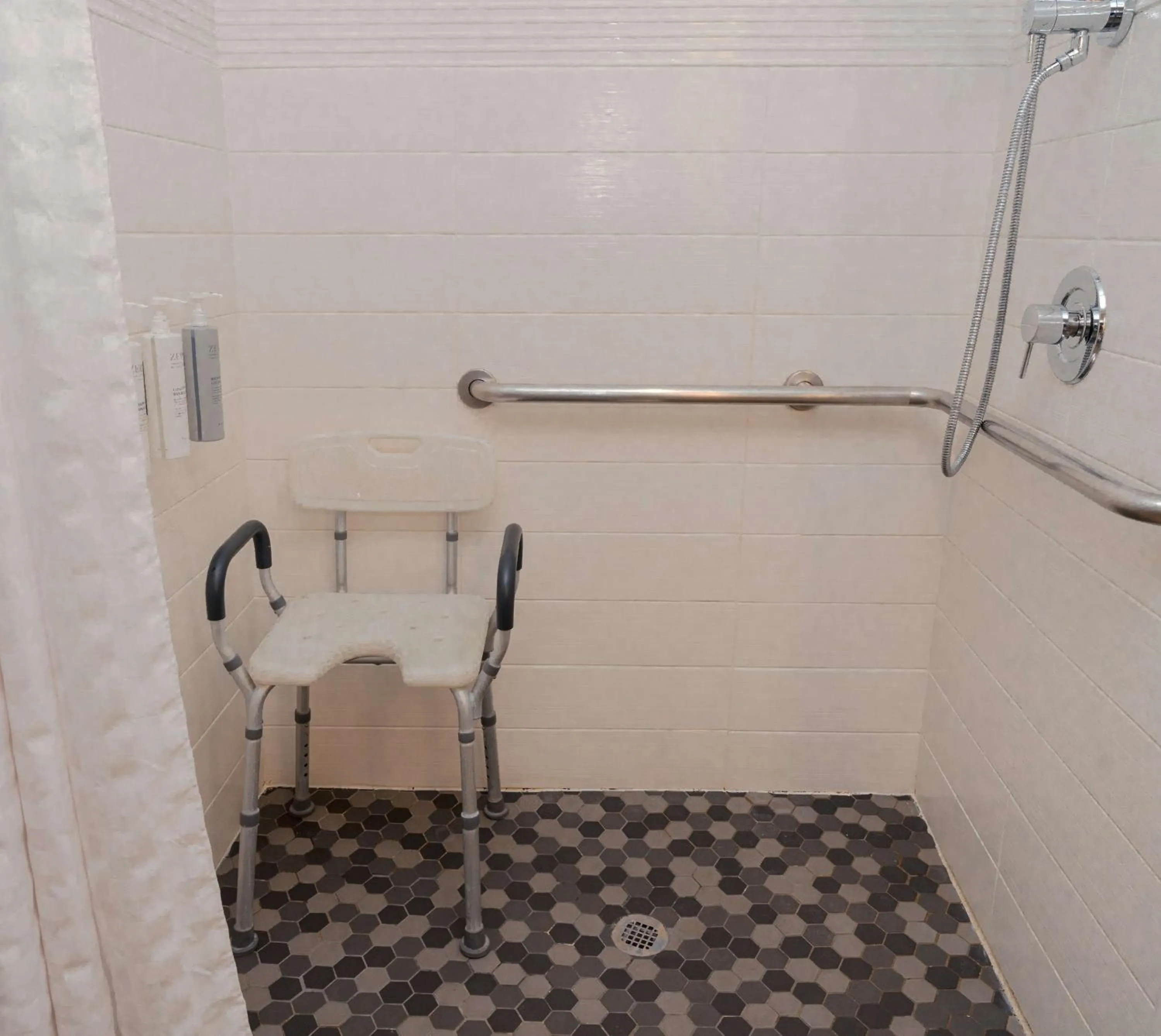 Bathroom in Homewood Suites by Hilton Ft. Worth-Bedford