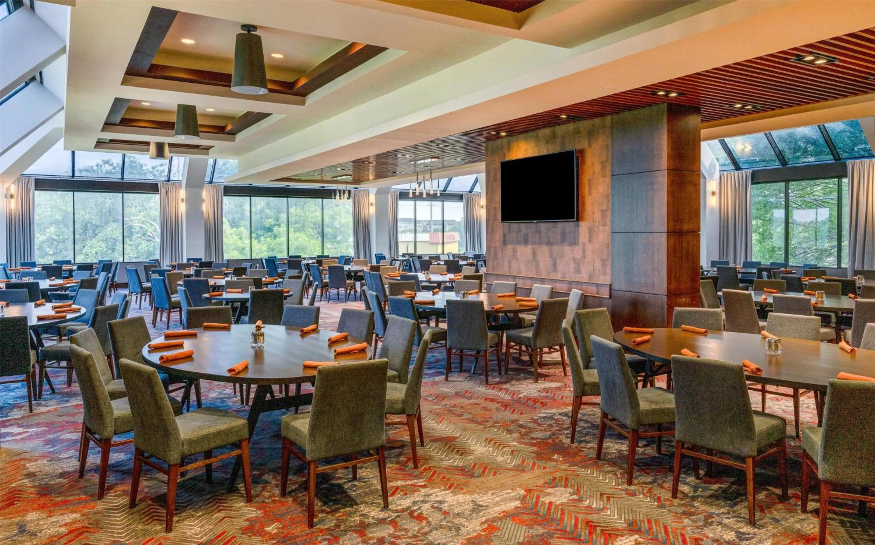 Restaurant/places to eat in Hilton DFW Lakes Executive Conference Center