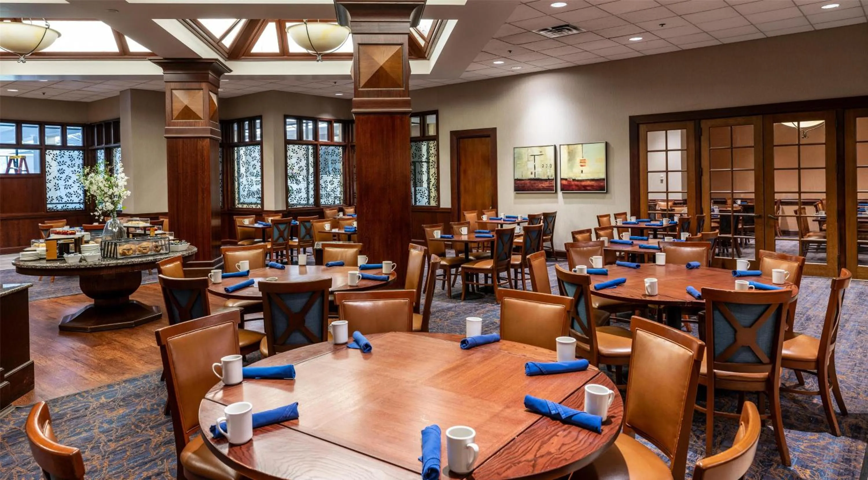 Restaurant/places to eat in Hilton DFW Lakes Executive Conference Center