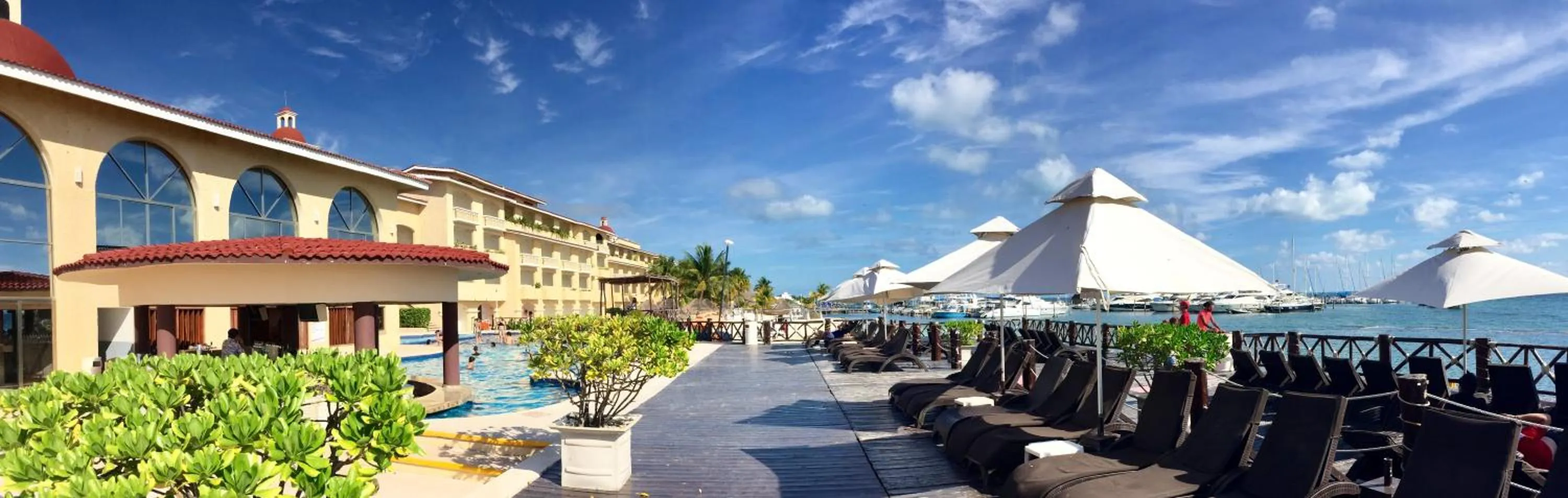 Sea view in Caribbean apartment