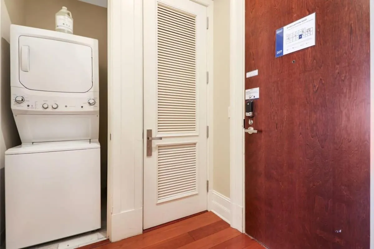 Roami at Factors Row