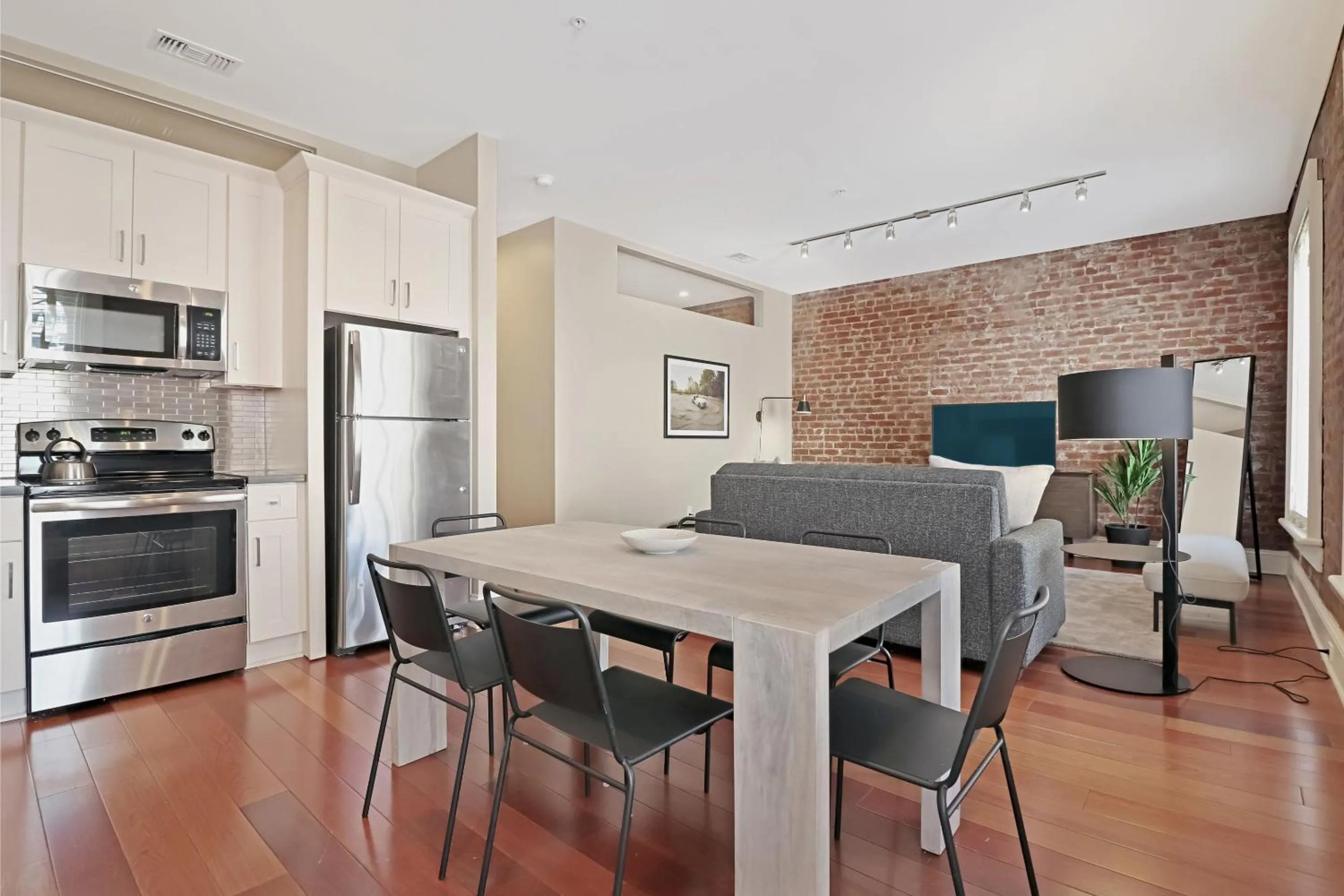 Roami at Factors Row