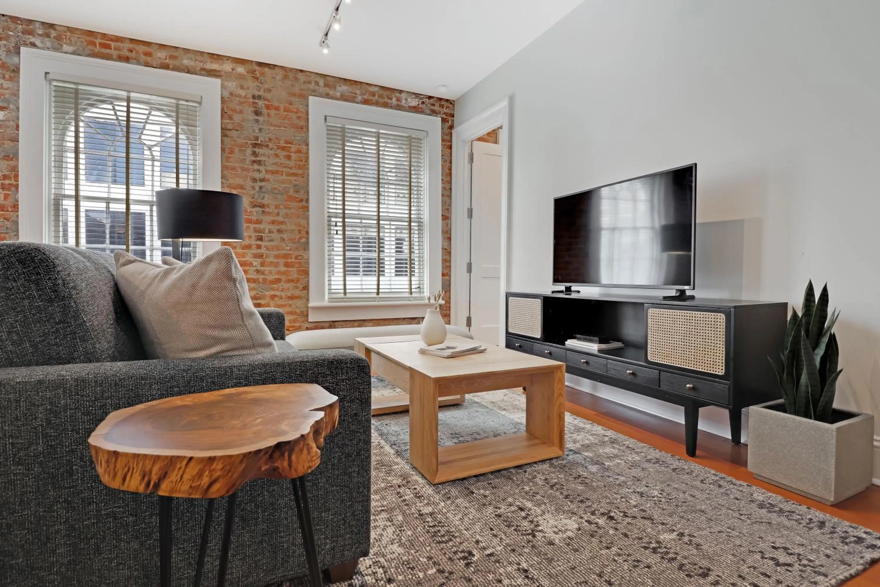 Roami at Factors Row