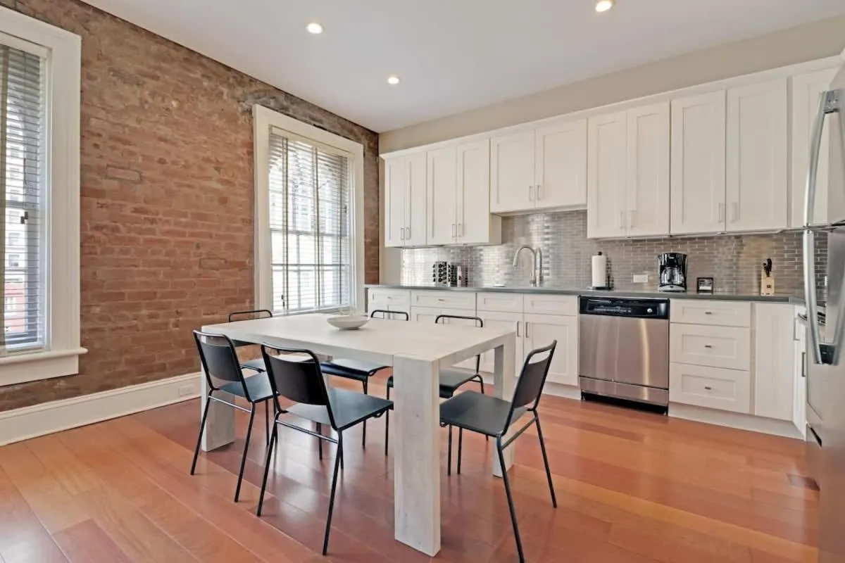 Roami at Factors Row