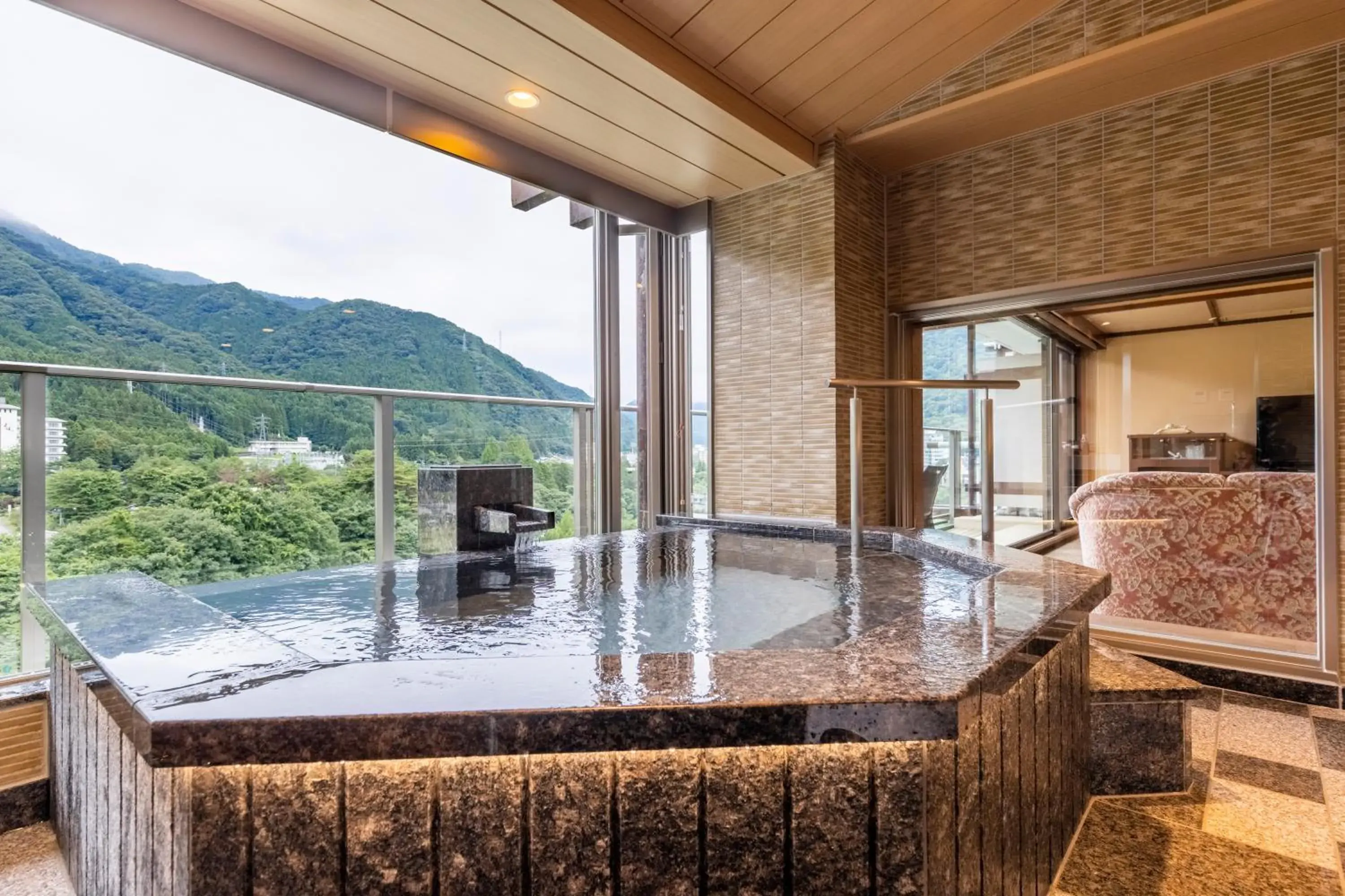 Suite with Balcony in Kinugawa Hotel Mikazuki Suite with Balcony in Kinugawa Hotel Mikazuki