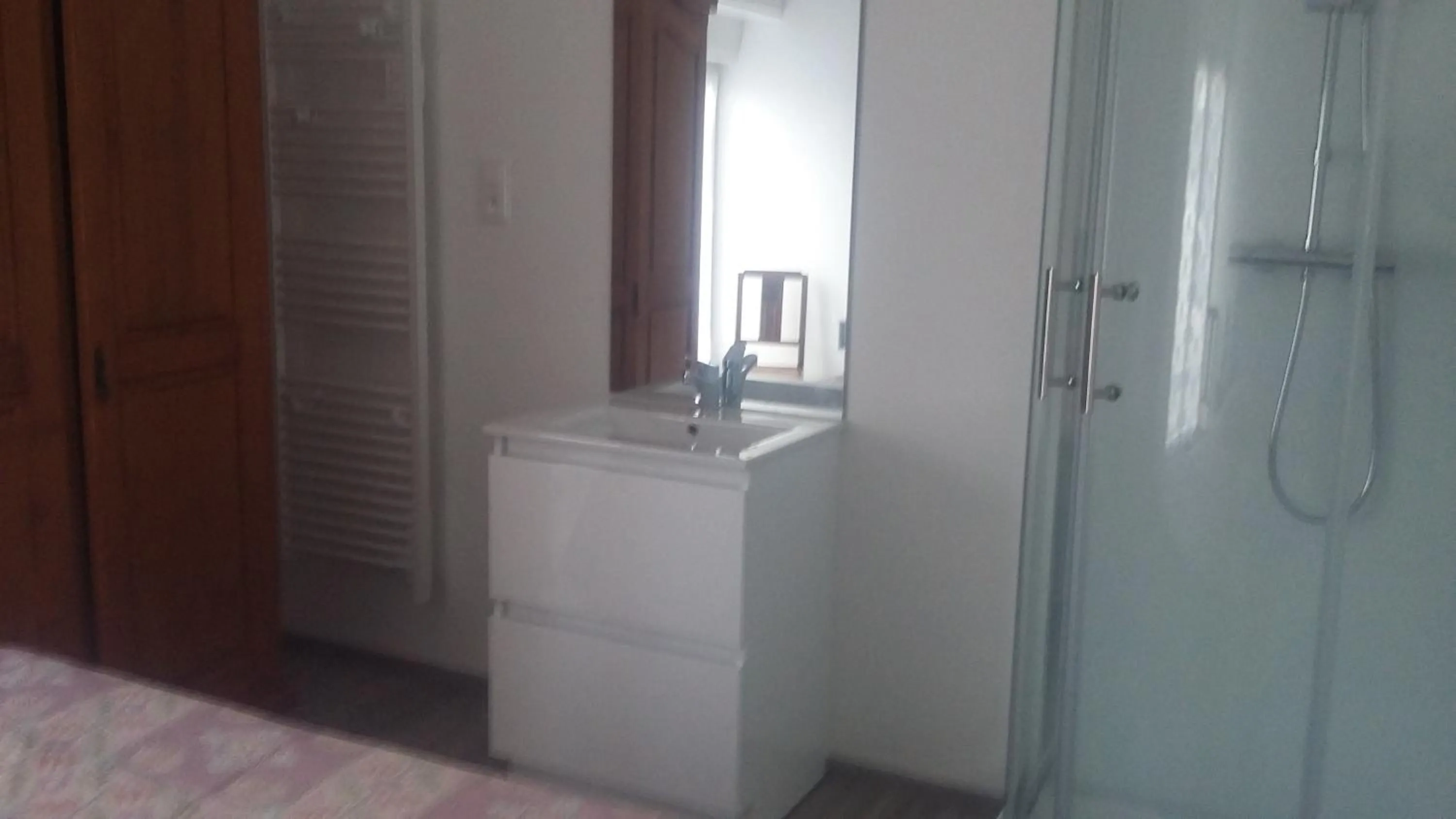 Shower in Ferme de la Ruette