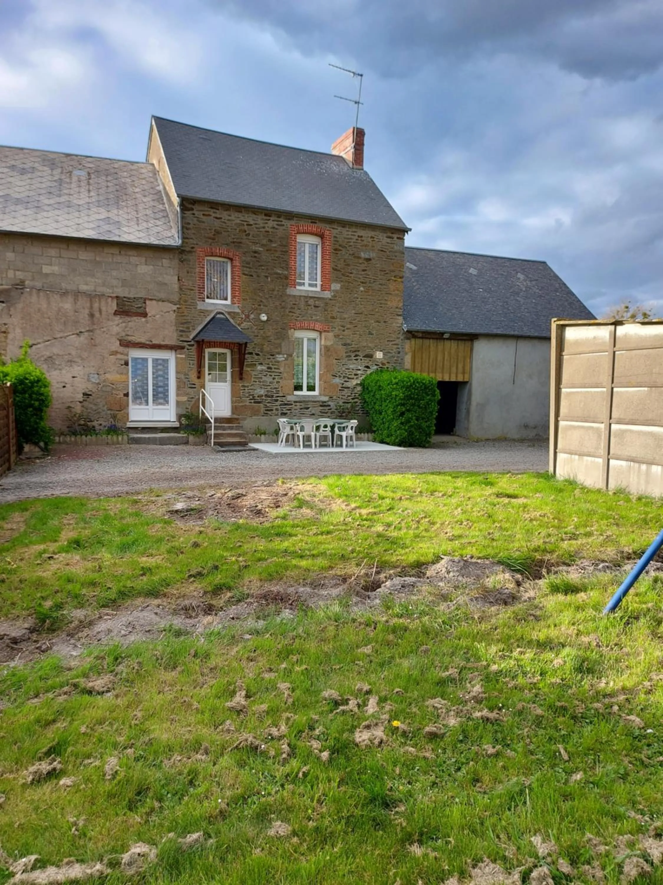 Property building in Ferme de la Ruette